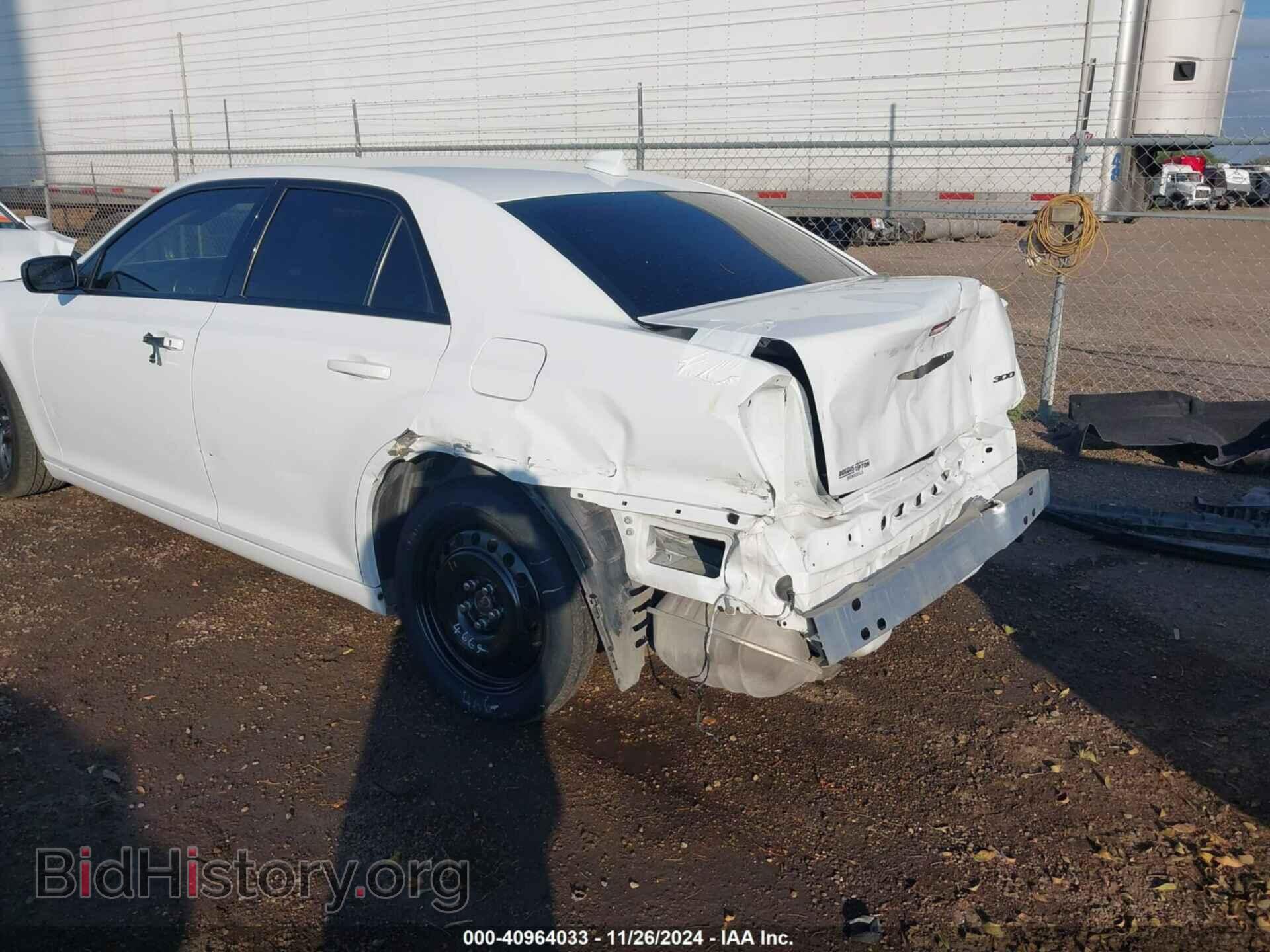 2021 CHRYSLER 300 - VIN: 2C3CCAAG3MH613886 - Фото 6