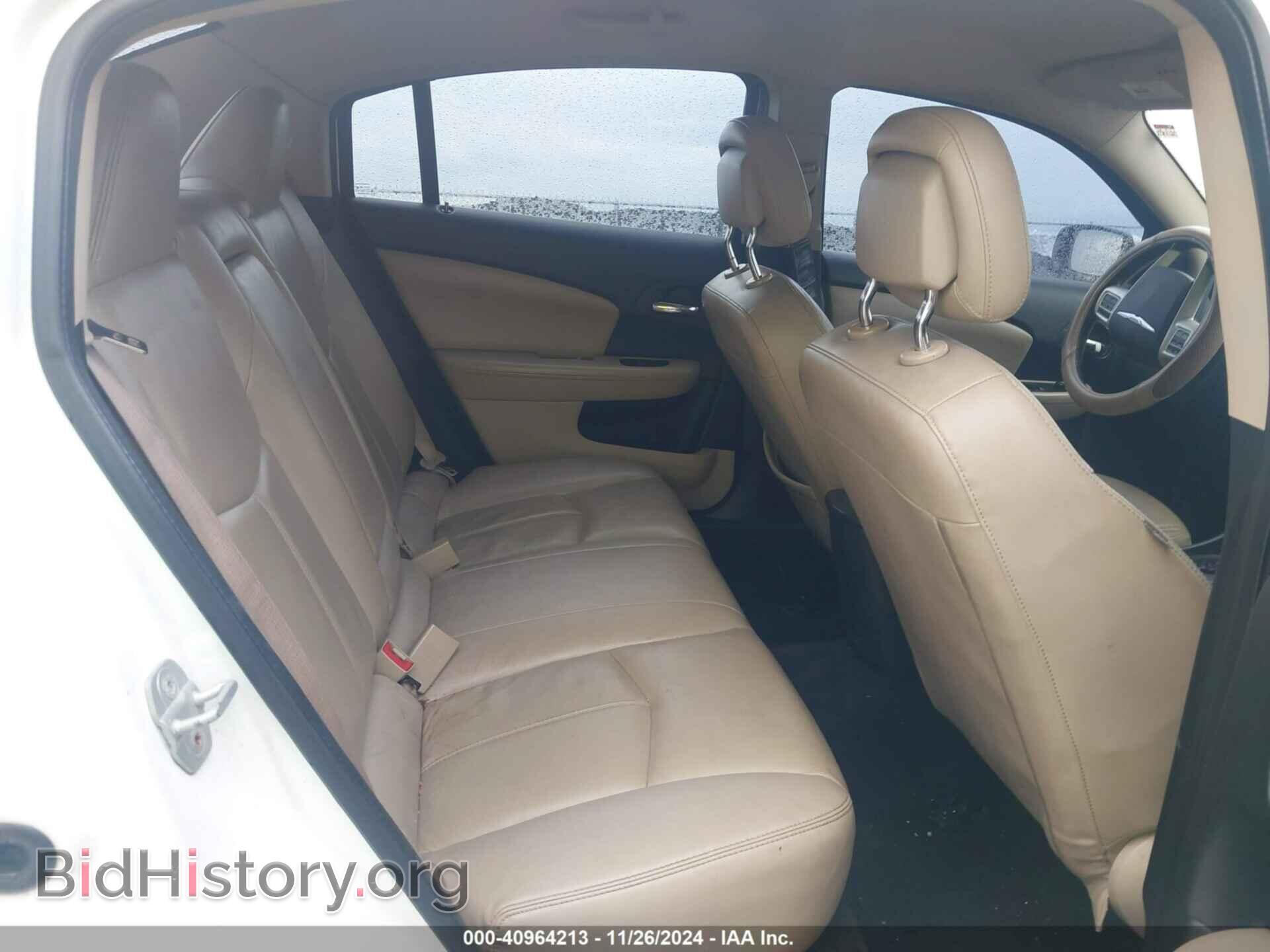 2011 CHRYSLER 200 - VIN: 1C3BC2FB3BN613115 - Фото 8