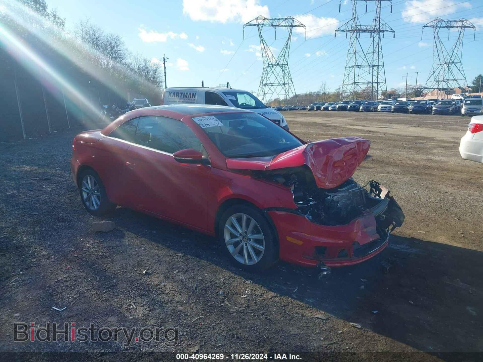 Photo WVWBW8AHXDV005953 - VOLKSWAGEN EOS 2013