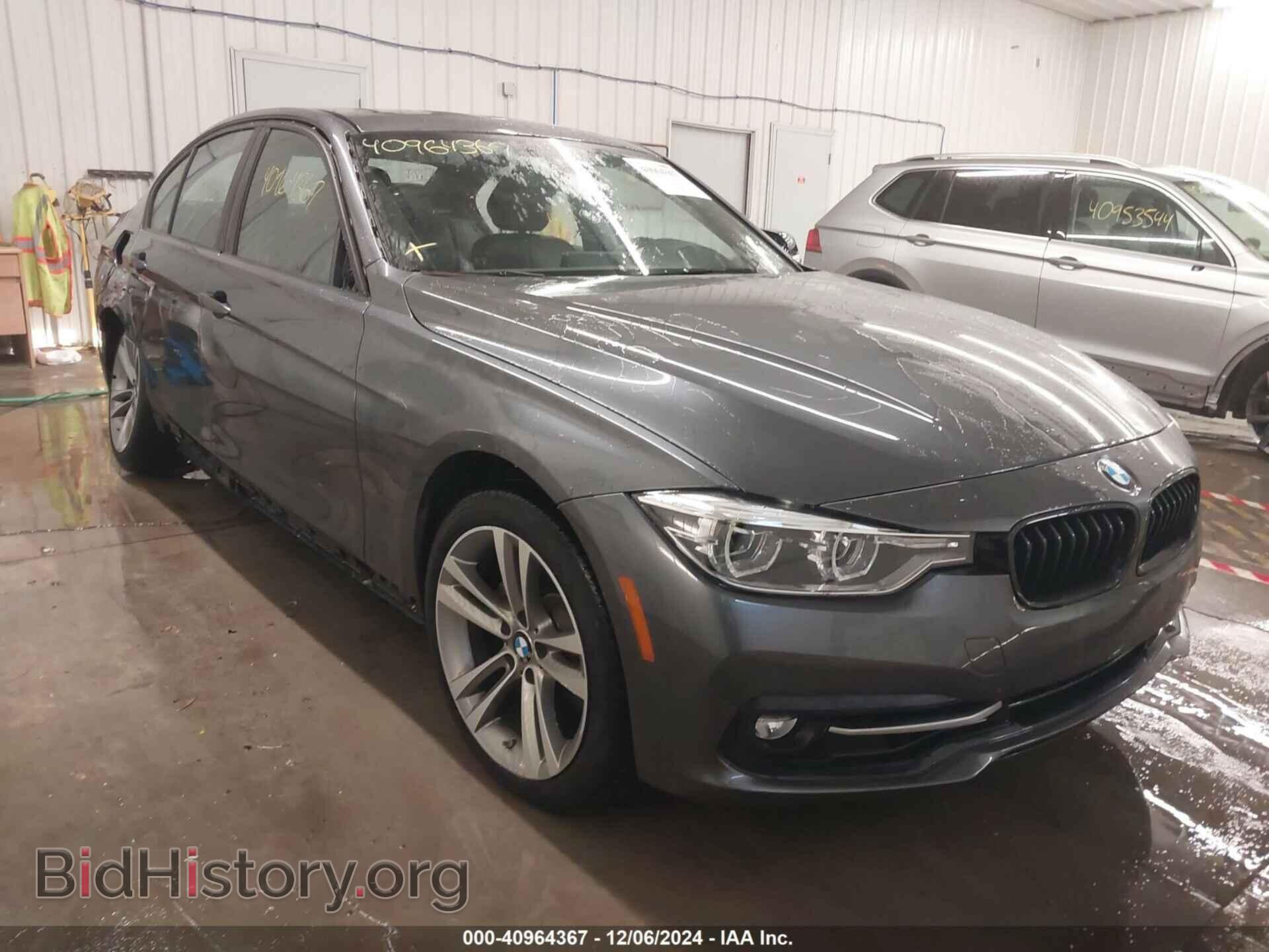 Фотография WBA8D9C57JA615656 - BMW 330I 2018
