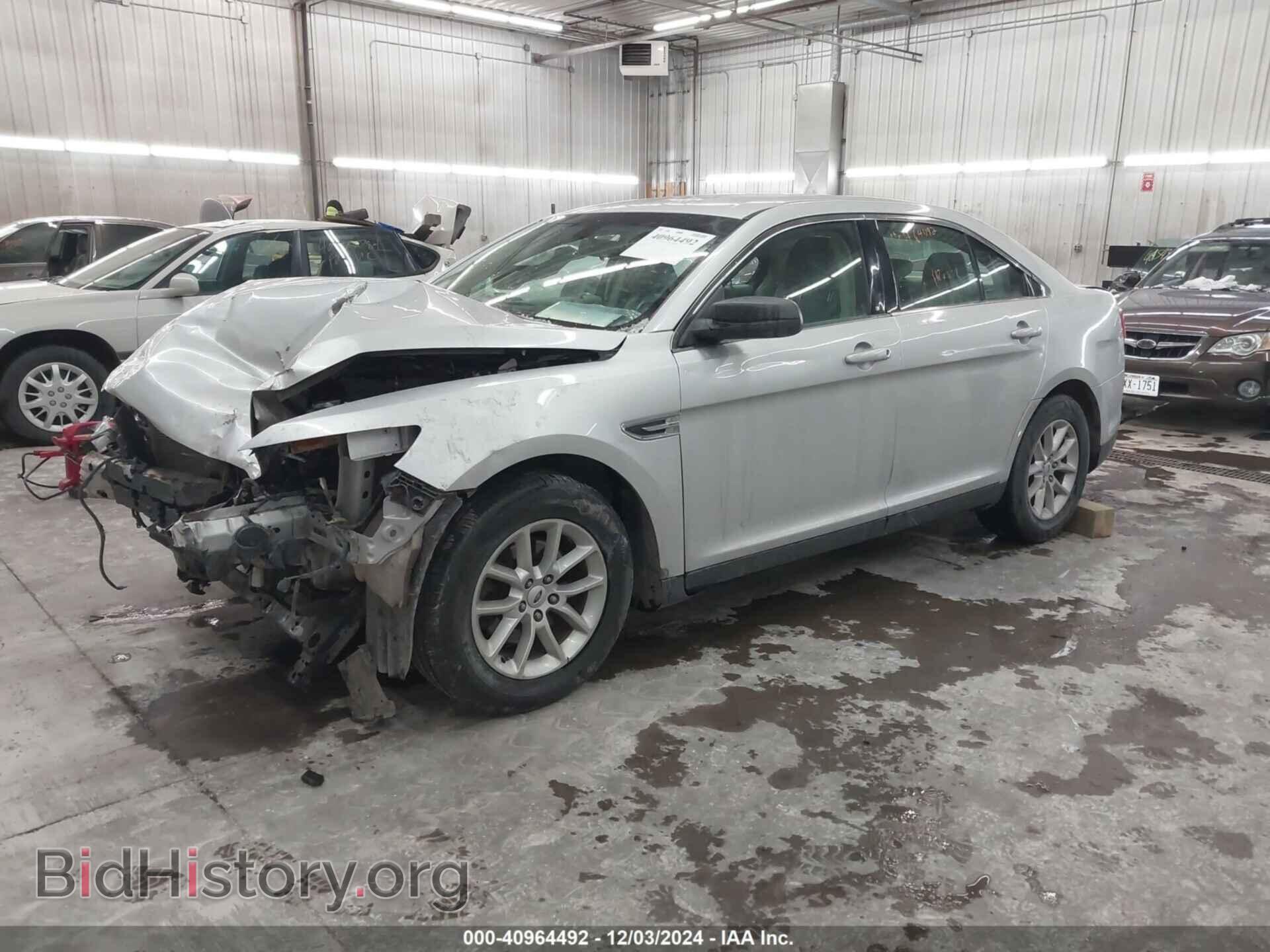2014 FORD TAURUS - VIN: 1FAHP2D89EG135086 - Фото 2