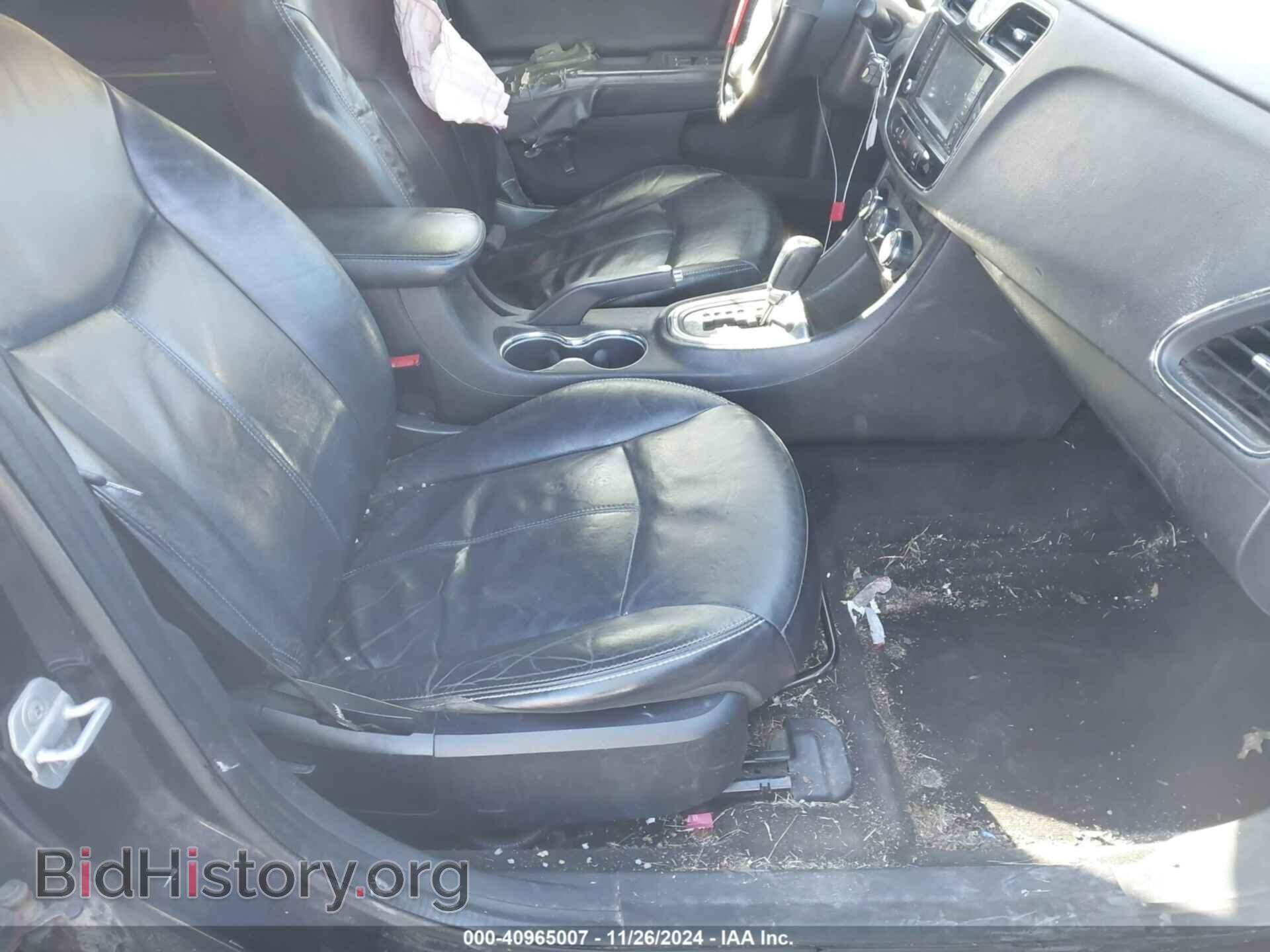 2011 CHRYSLER 200 - VIN: 1C3BC2FG4BN594442 - Фото 5