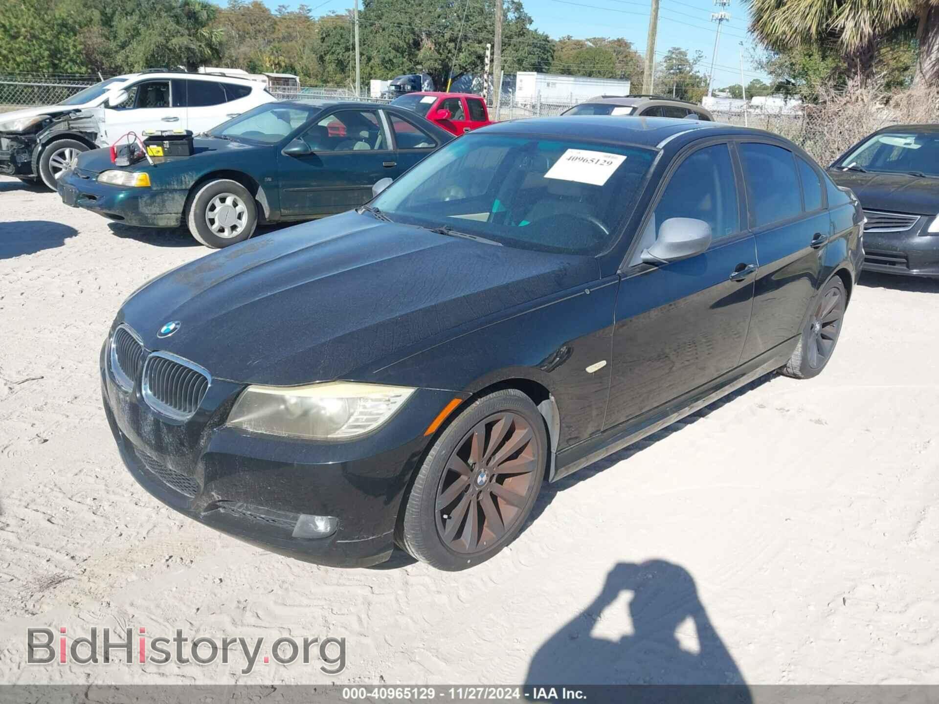 2009 BMW 328I - VIN: WBAPH77569NL85398 - Фото 2