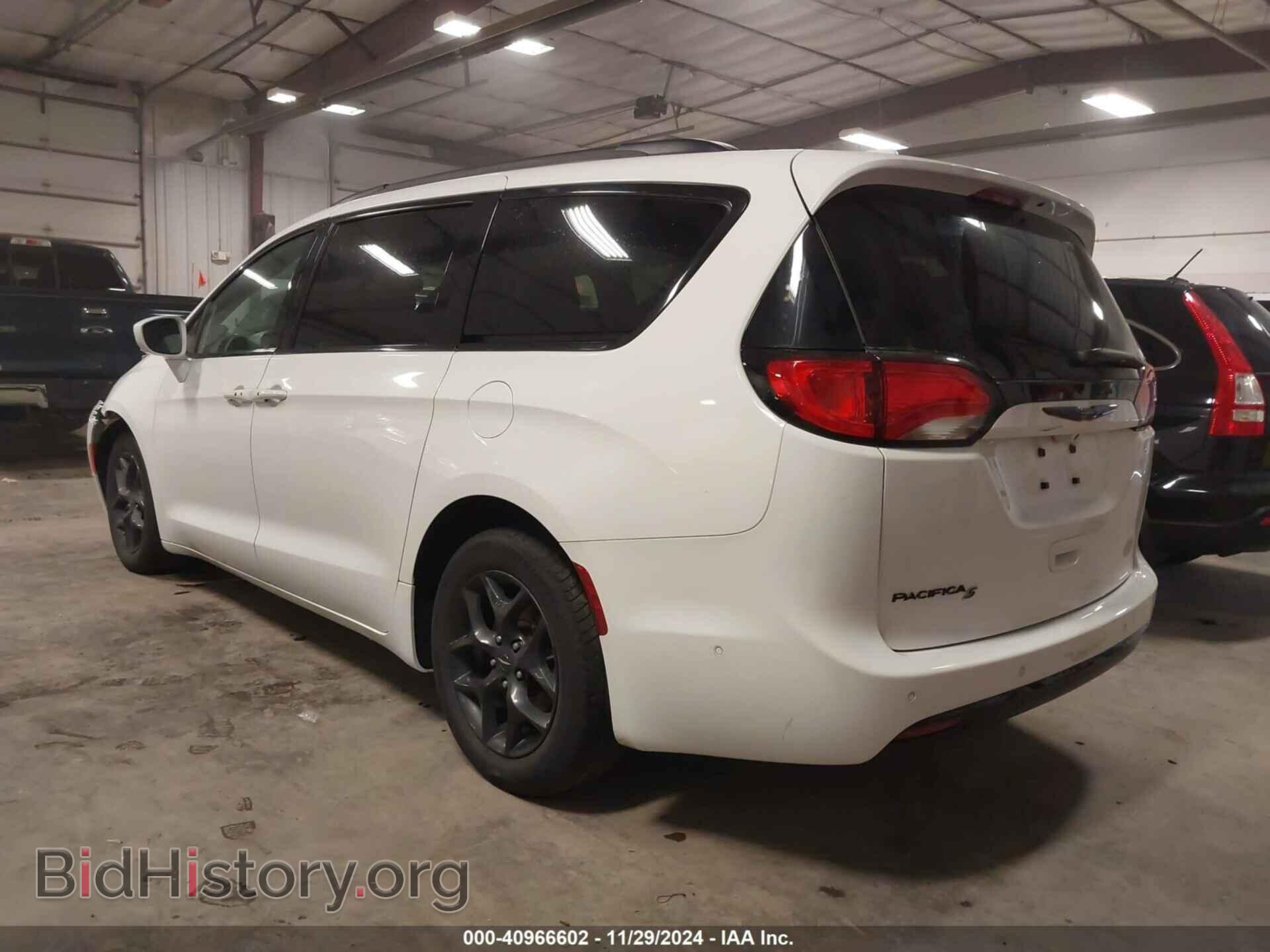 2020 CHRYSLER PACIFICA - VIN: 2C4RC1EG0LR239620 - Фото 3