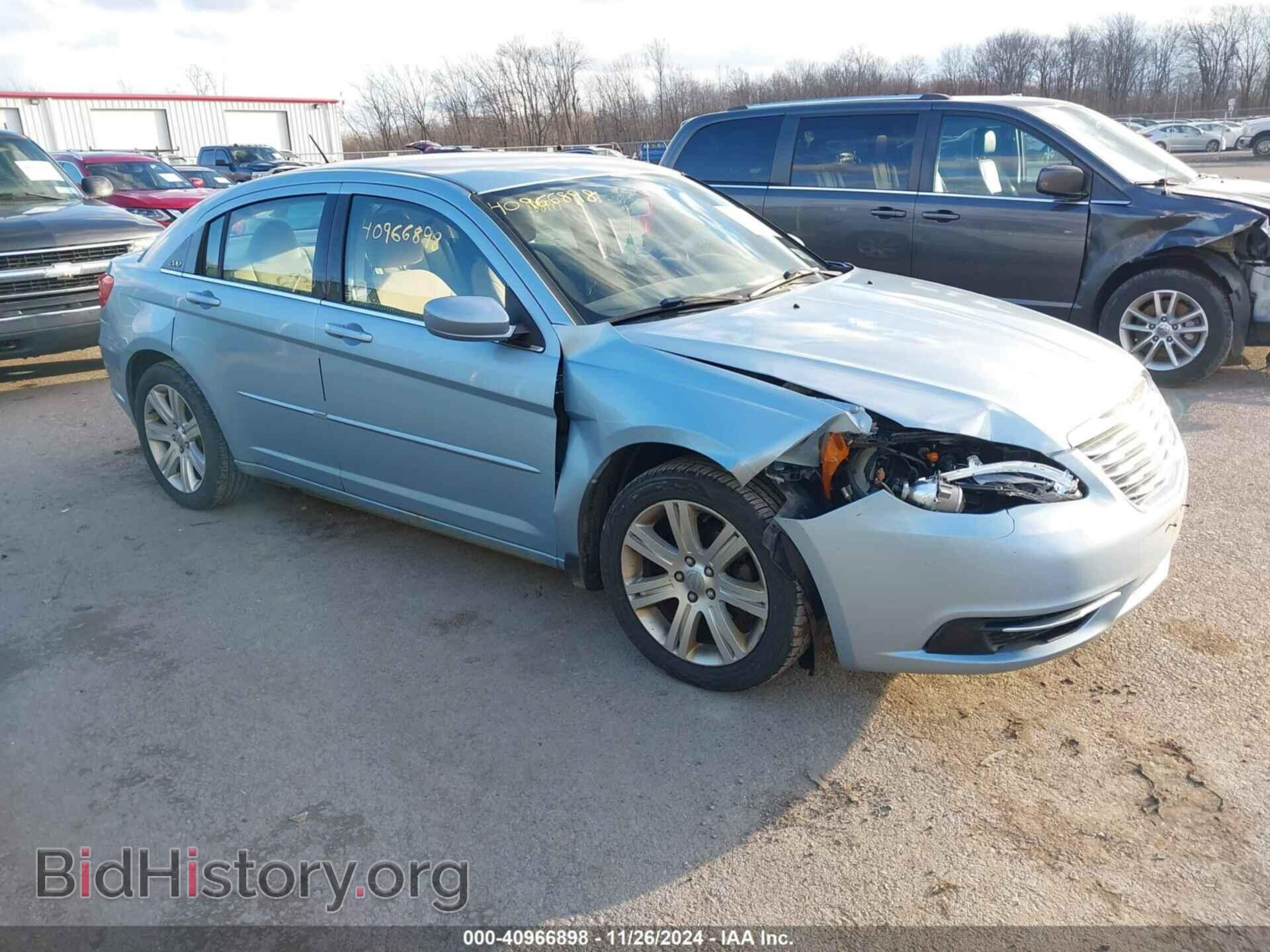 Фотография 1C3CCBAB2DN669142 - CHRYSLER 200 2013