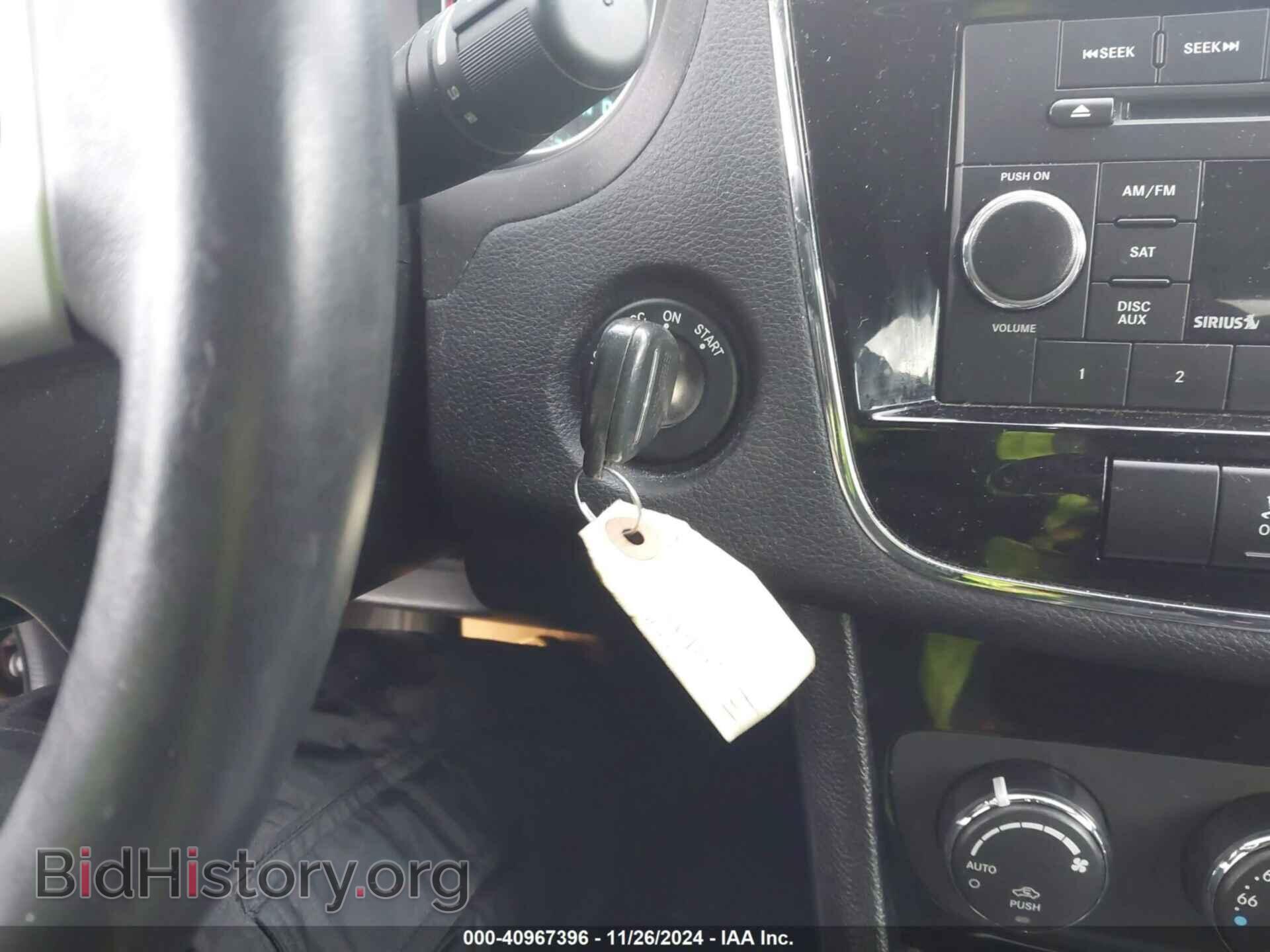 2013 CHRYSLER 200 - VIN: 1C3CCBBBXDN704332 - Фото 11
