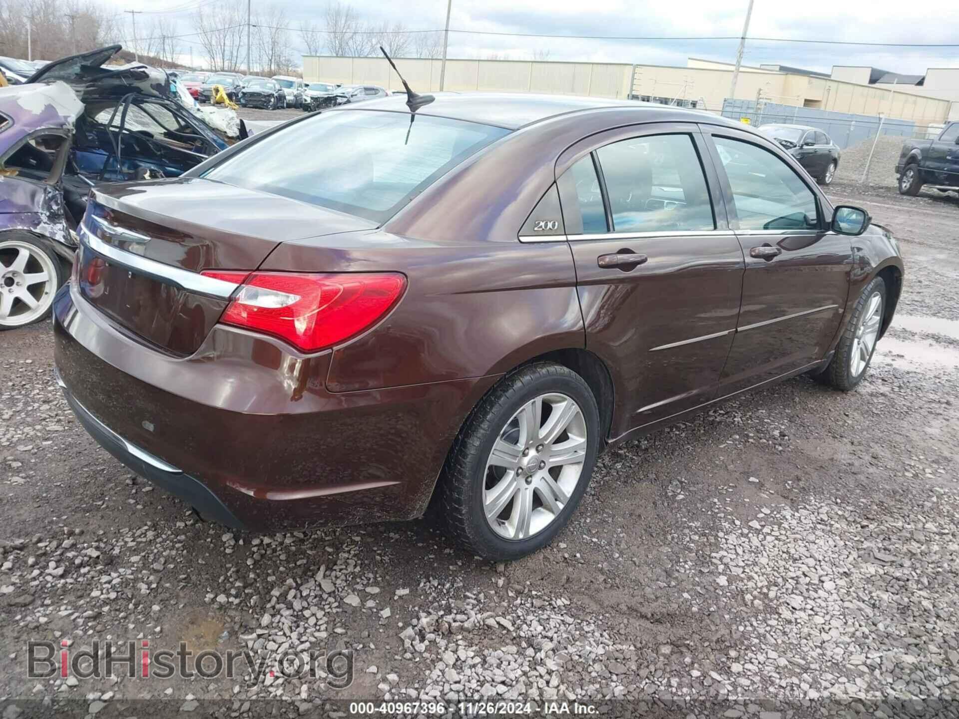 2013 CHRYSLER 200 - VIN: 1C3CCBBBXDN704332 - Фото 4