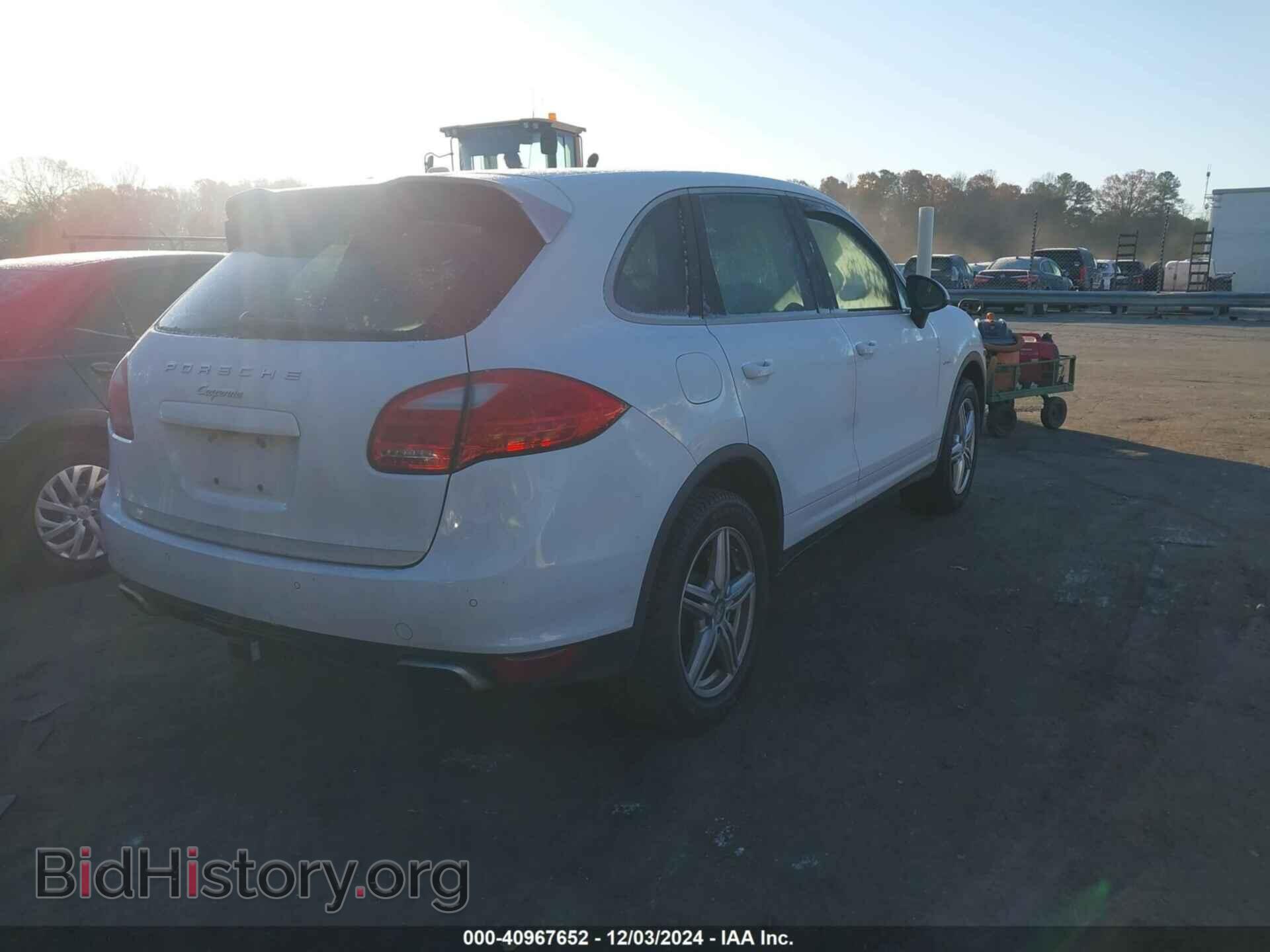 2014 PORSCHE CAYENNE - VIN: WP1AF2A27ELA44922 - Фото 4
