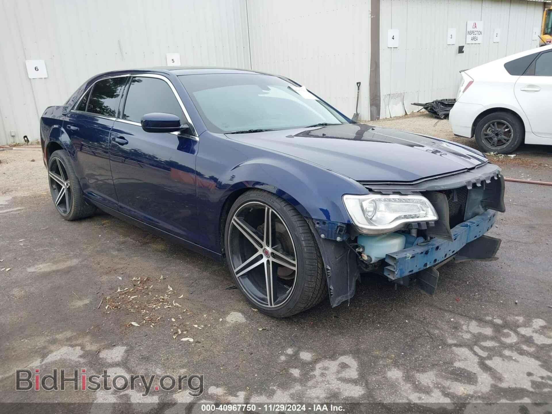 Фотография 2C3CCAAG3FH785807 - CHRYSLER 300 2015