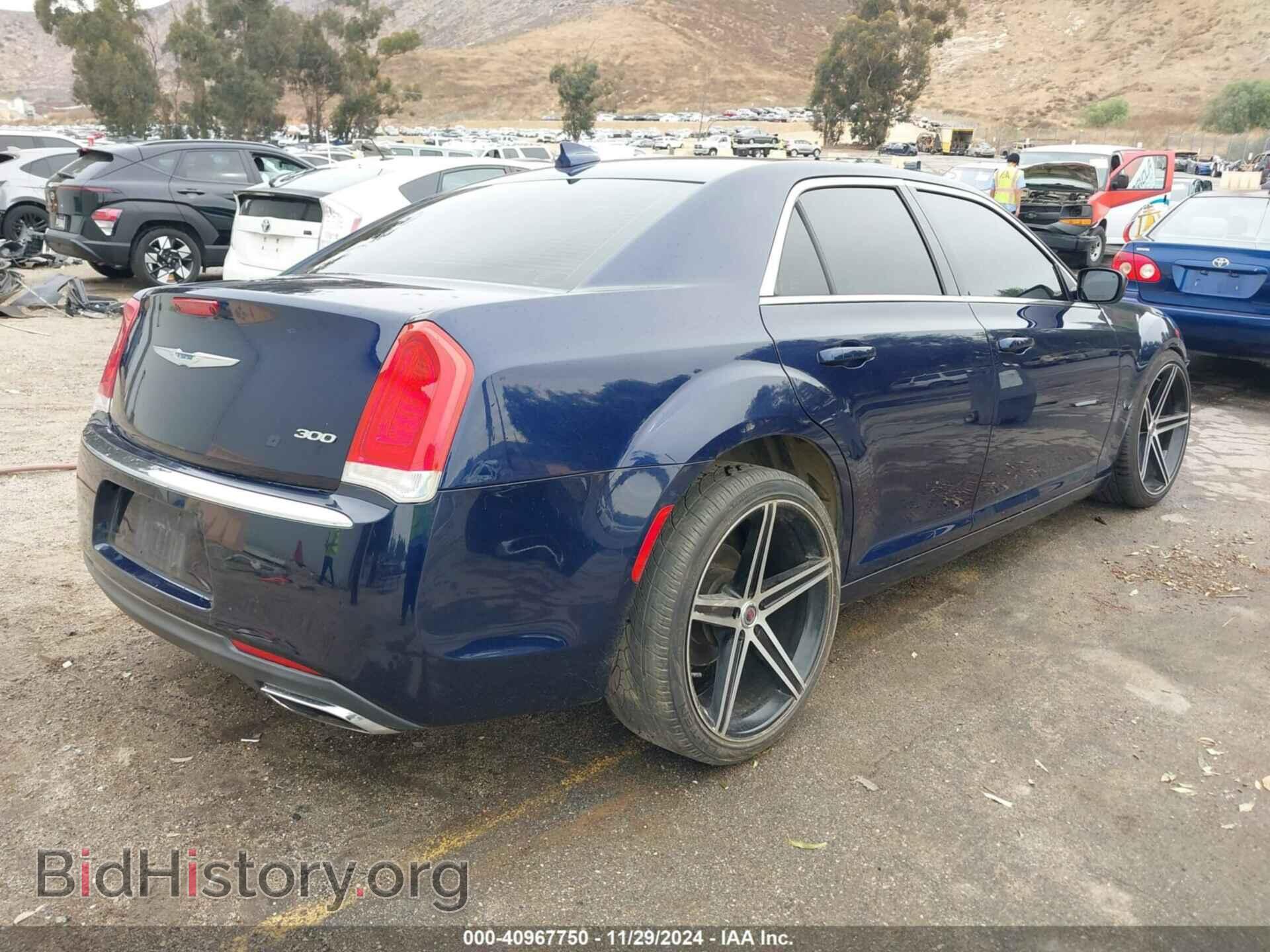 2015 CHRYSLER 300 - VIN: 2C3CCAAG3FH785807 - Фото 4
