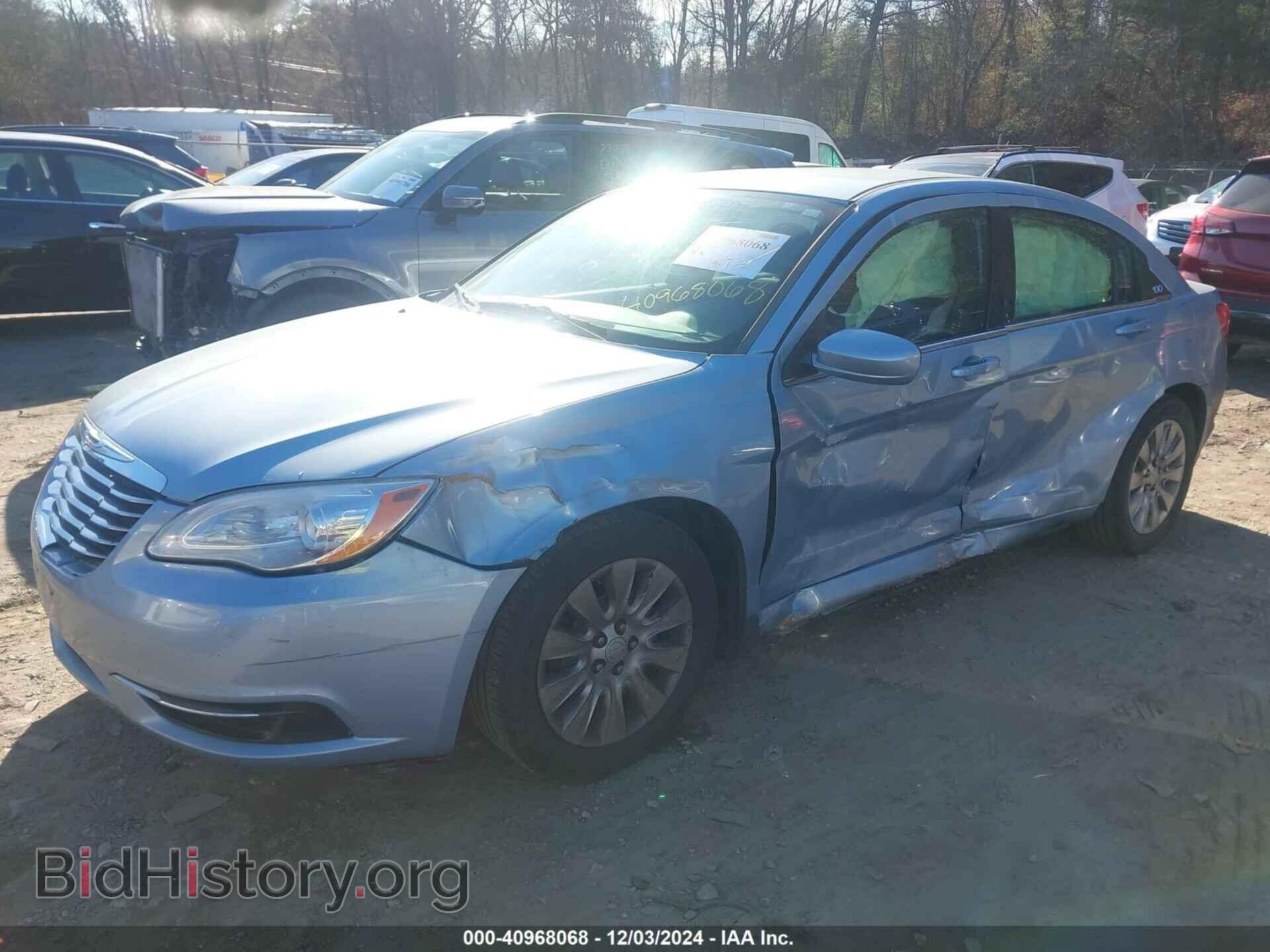 2014 CHRYSLER 200 - VIN: 1C3CCBAB7EN143008 - Фото 2