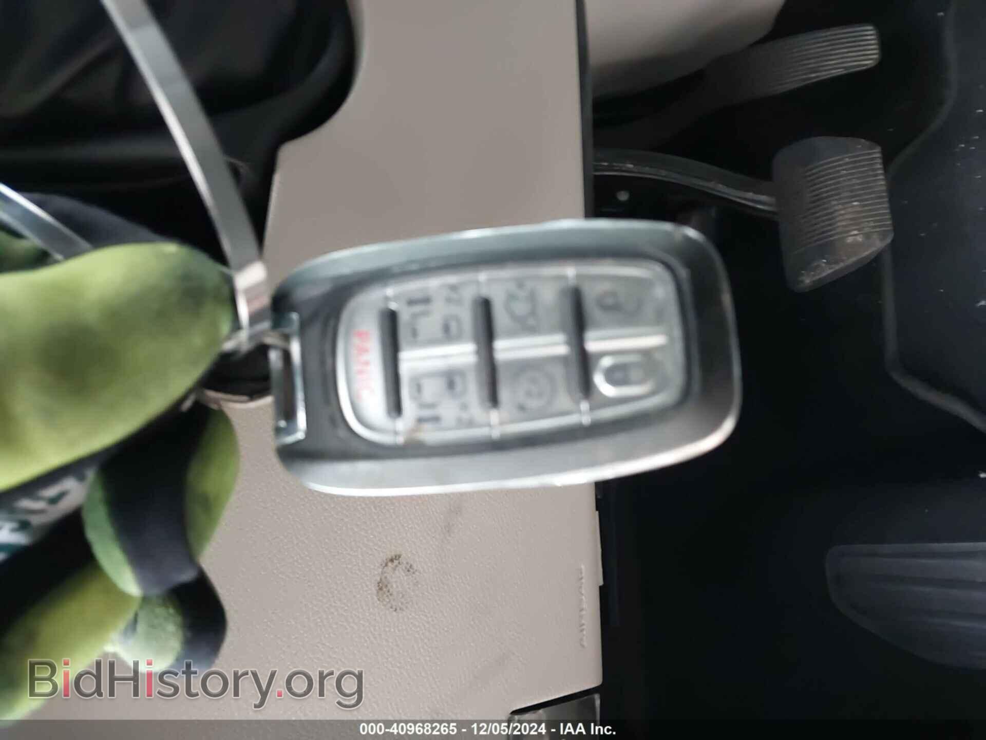 2020 CHRYSLER PACIFICA - VIN: 2C4RC1FG9LR200393 - Фото 11