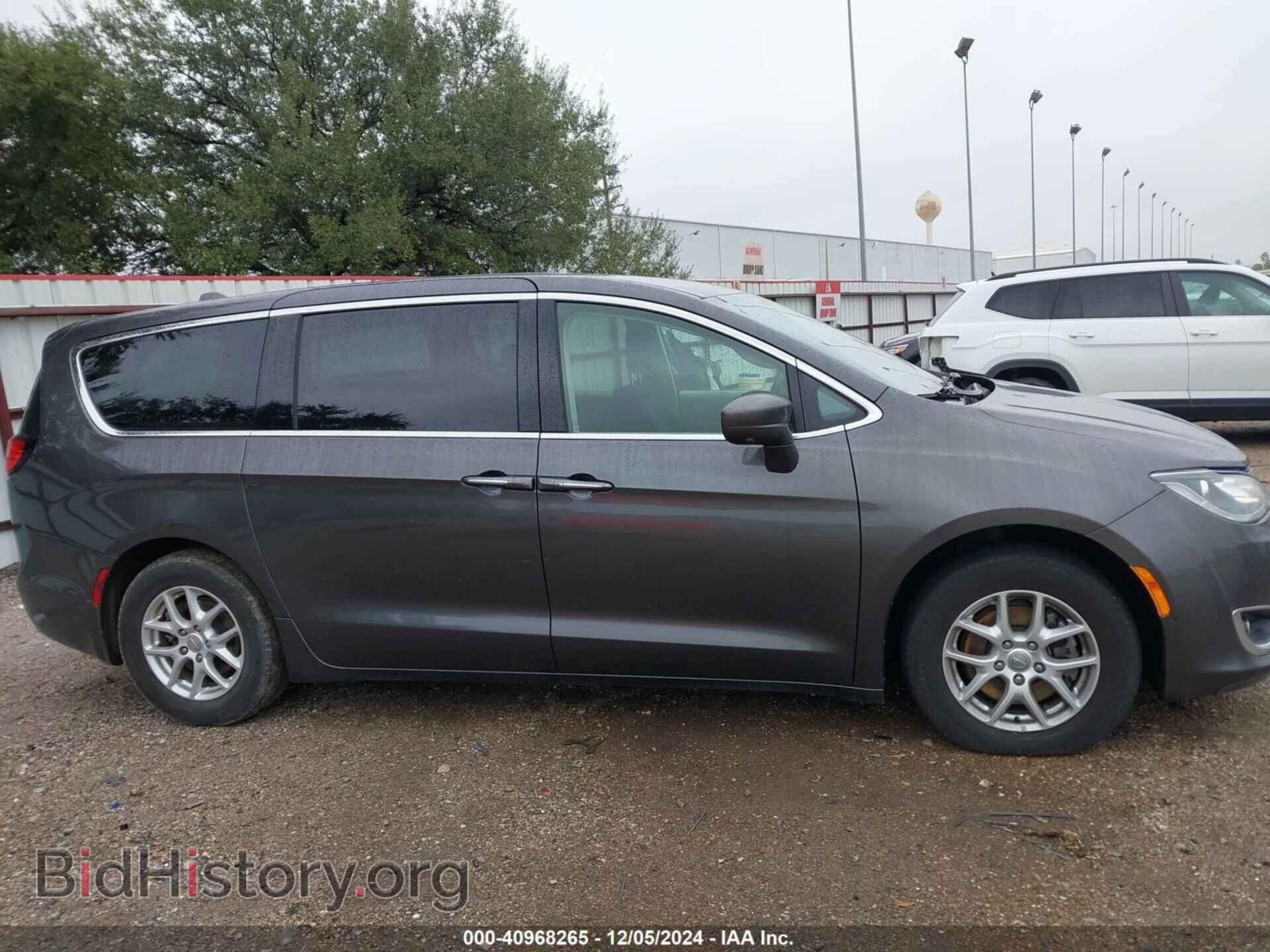 2020 CHRYSLER PACIFICA - VIN: 2C4RC1FG9LR200393 - Фото 13
