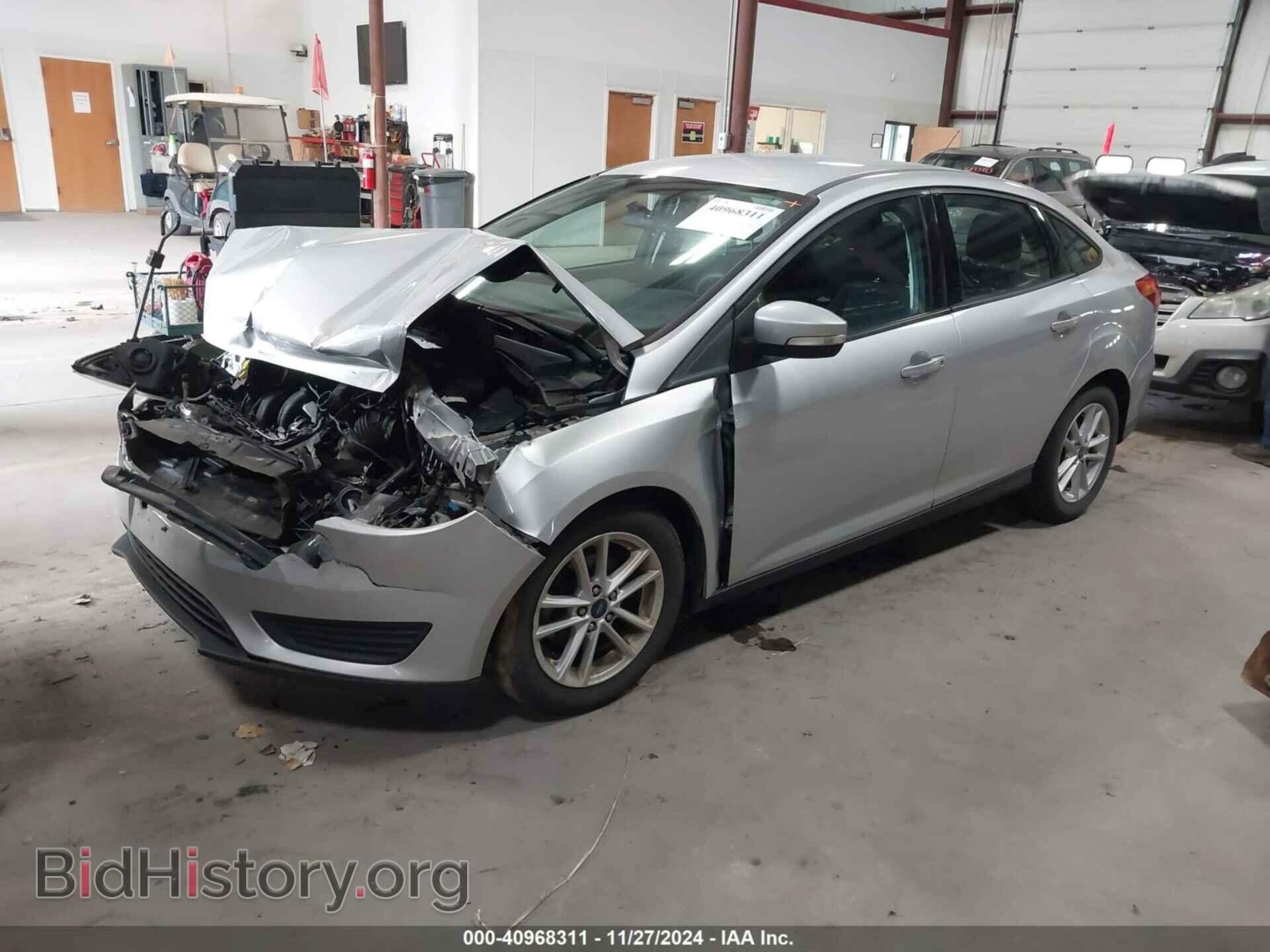 2017 FORD FOCUS - VIN: 1FADP3F24HL329016 - Фото 2