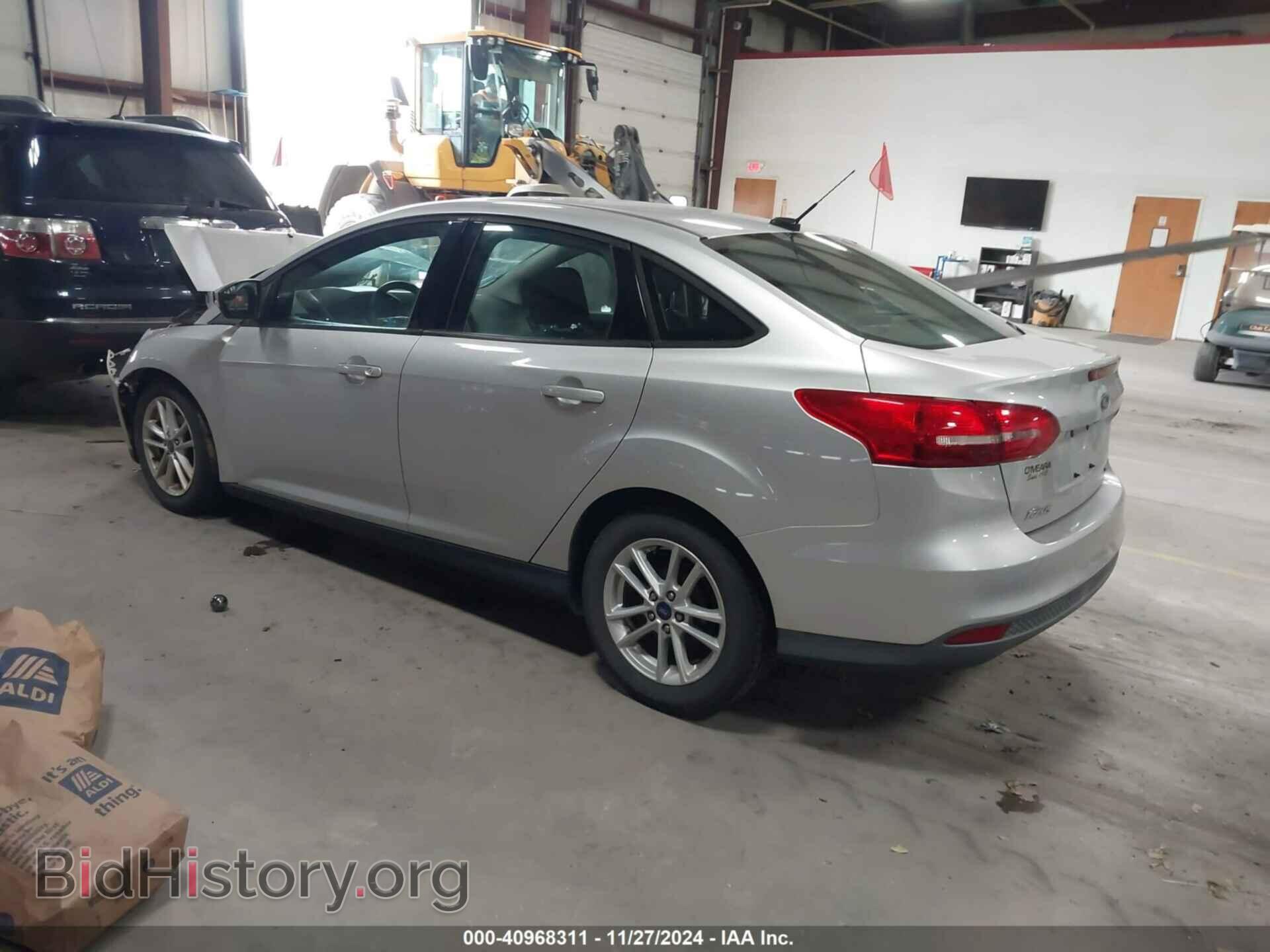 2017 FORD FOCUS - VIN: 1FADP3F24HL329016 - Фото 3
