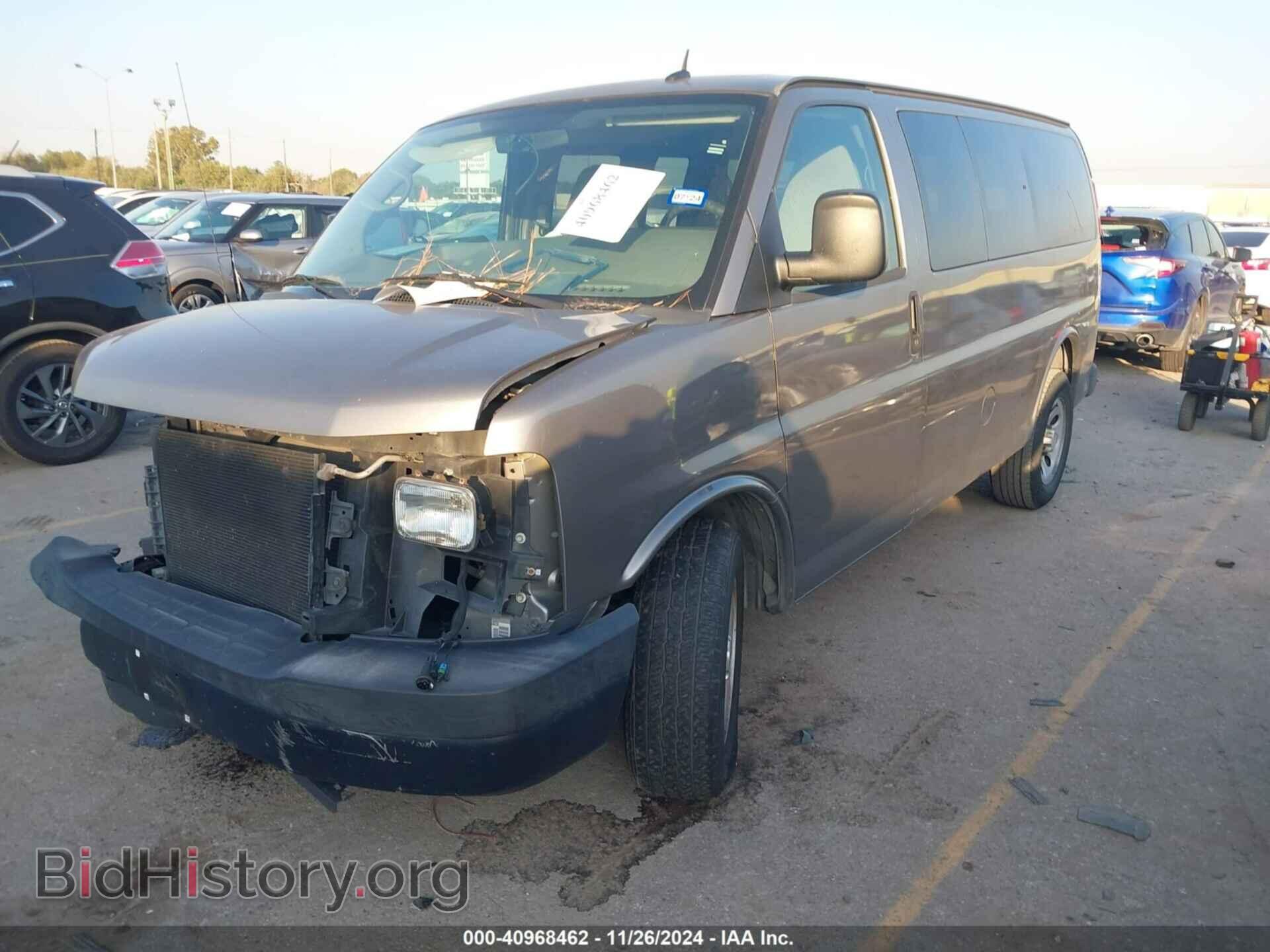 2012 CHEVROLET EXPRESS 1500 - VIN: 1GNSGBF49C1121870 - Фото 2