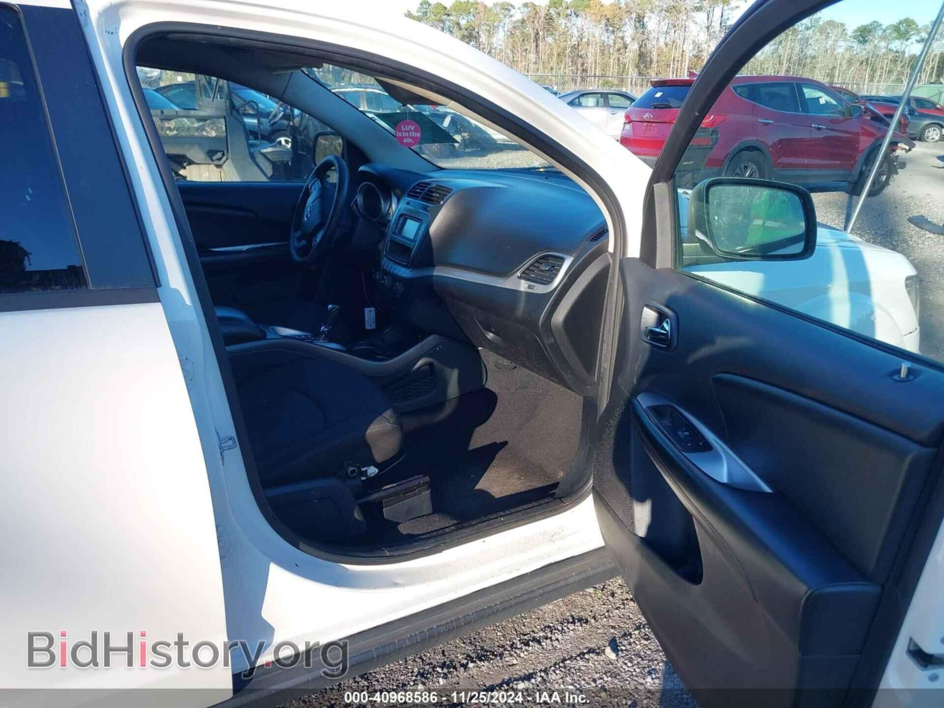 2017 DODGE JOURNEY - VIN: 3C4PDCAB7HT593973 - Фото 5
