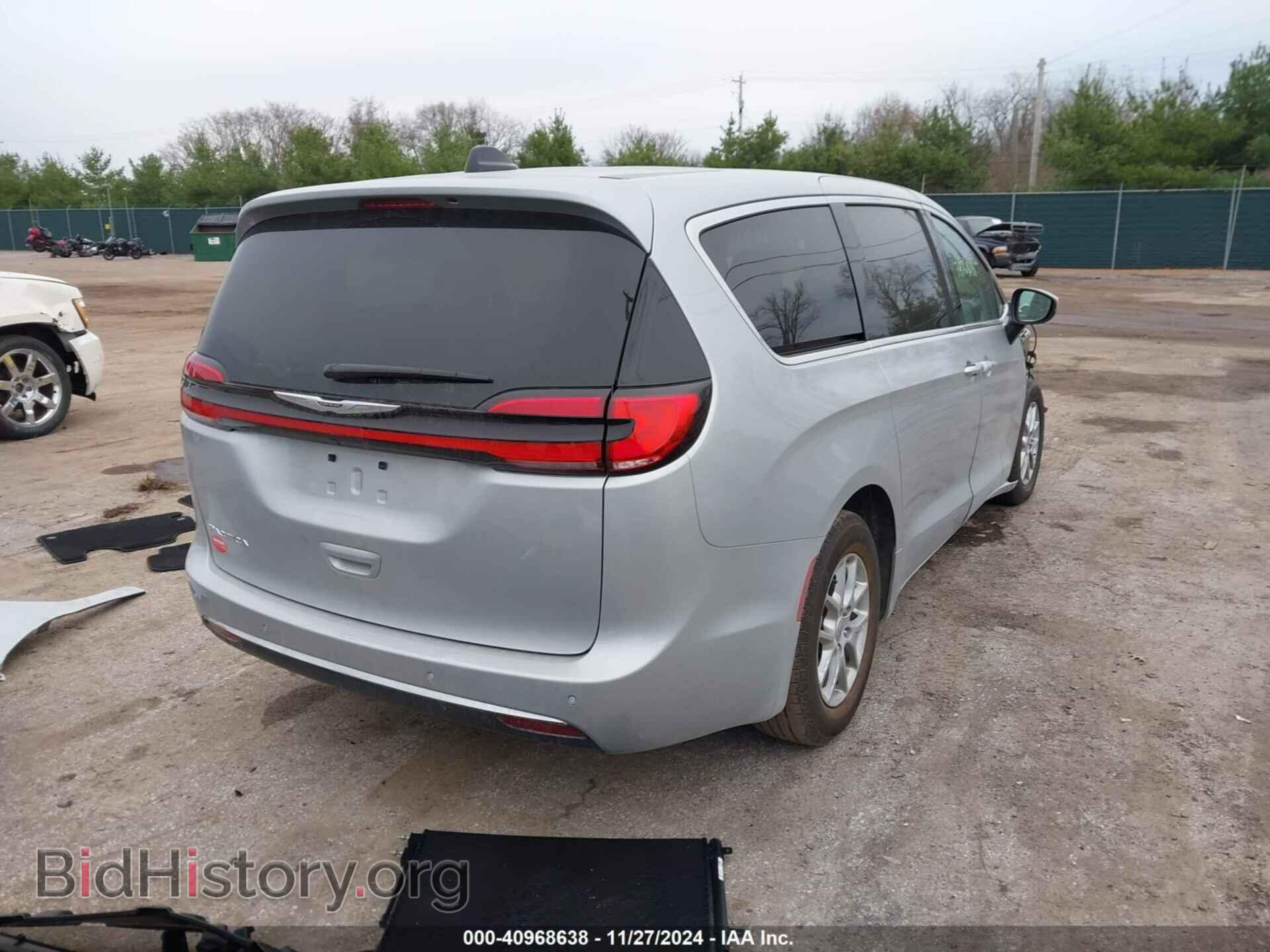 2023 CHRYSLER PACIFICA - VIN: 2C4RC1BG1PR594144 - Фото 4