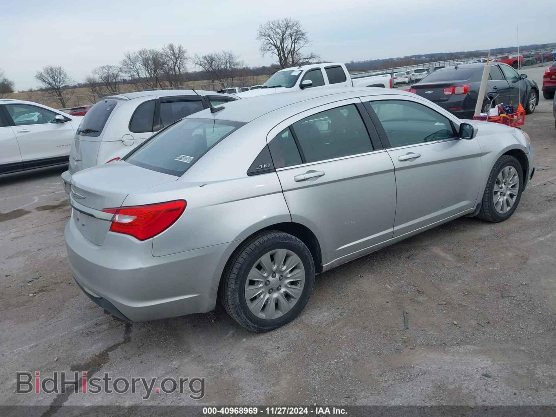 2012 CHRYSLER 200 - VIN: 1C3CCBAB6CN170780 - Фото 4