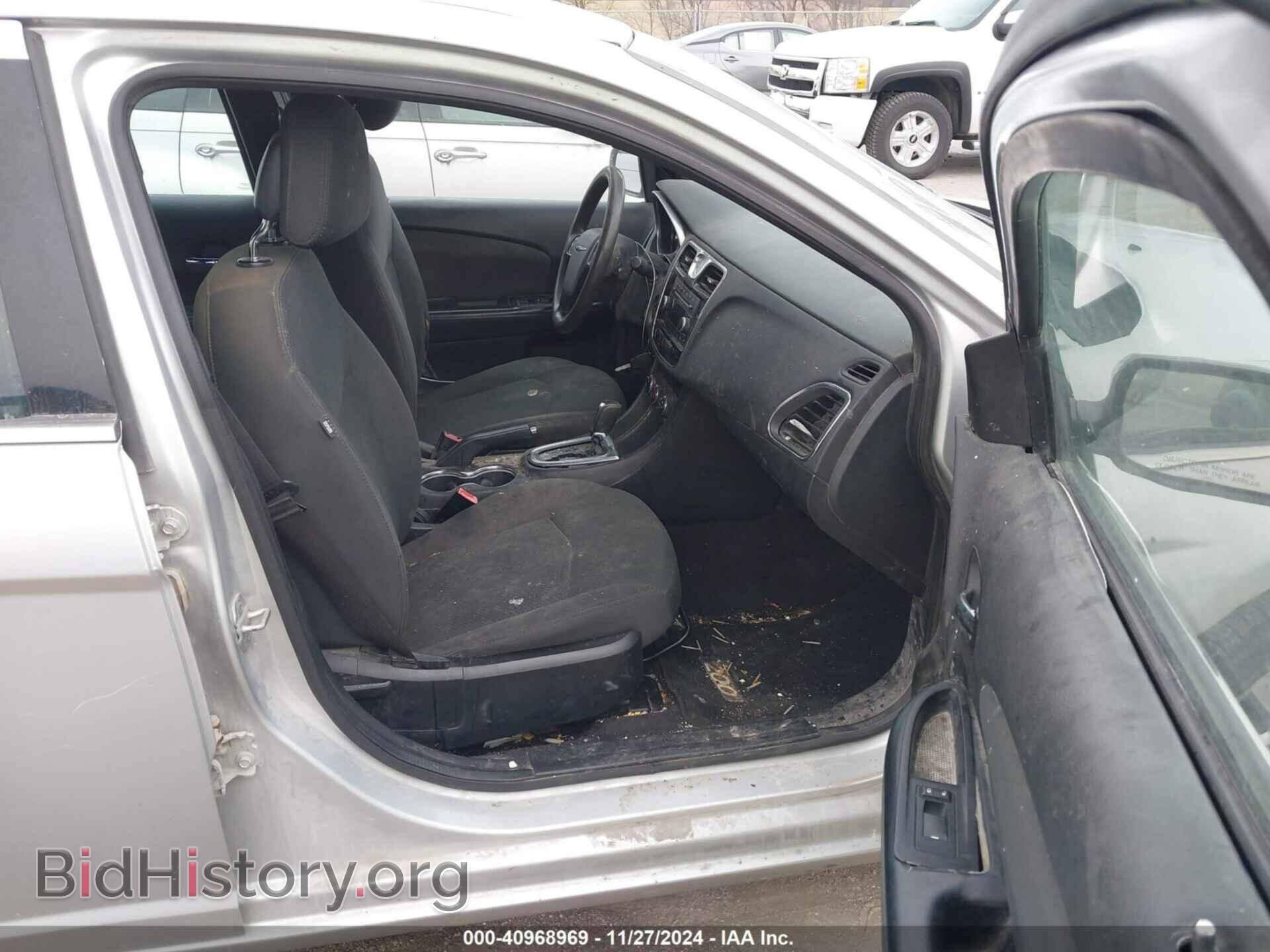 2012 CHRYSLER 200 - VIN: 1C3CCBAB6CN170780 - Фото 5
