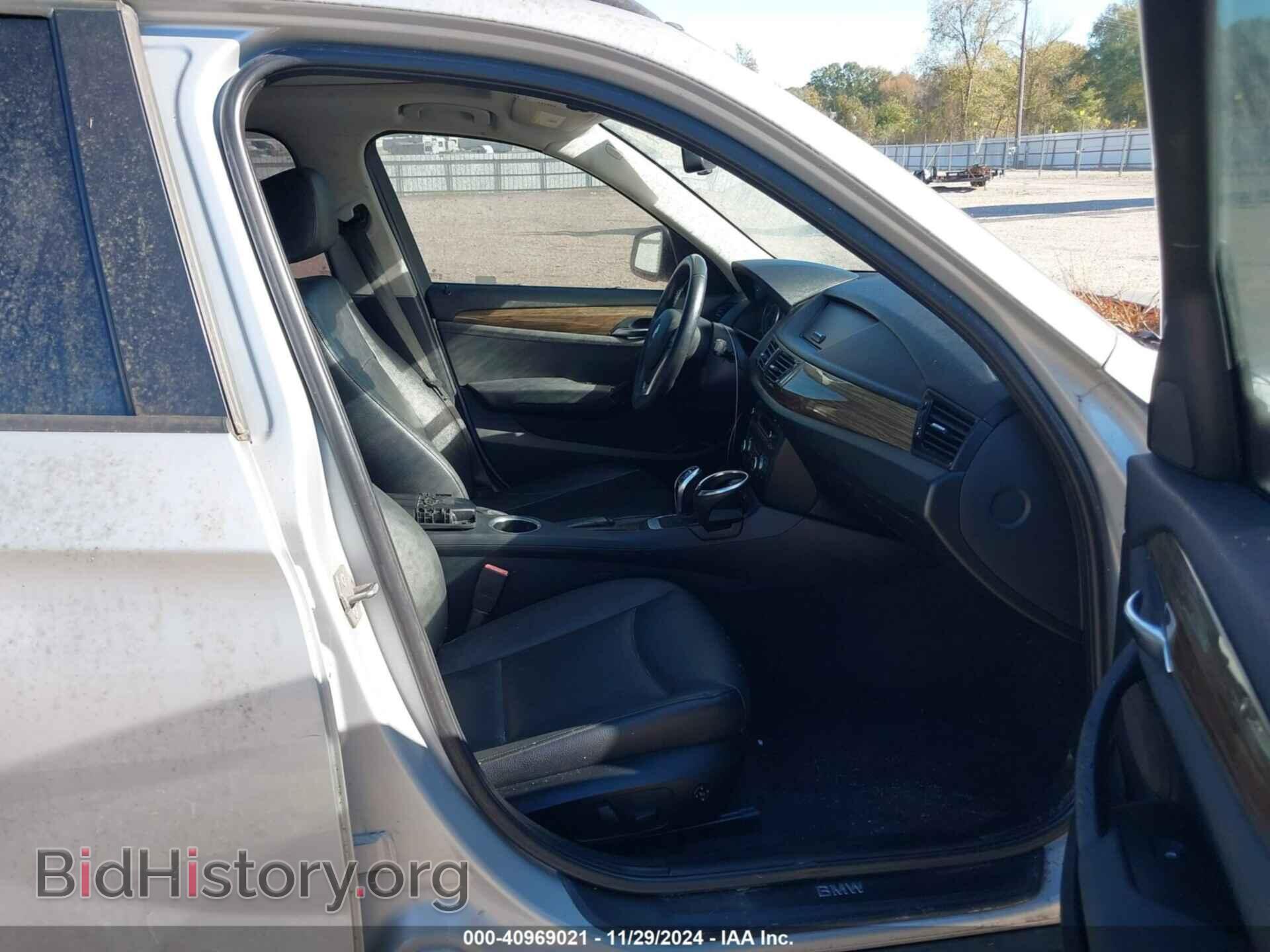 2013 BMW X1 - VIN: WBAVM1C58DVW41572 - Фото 5