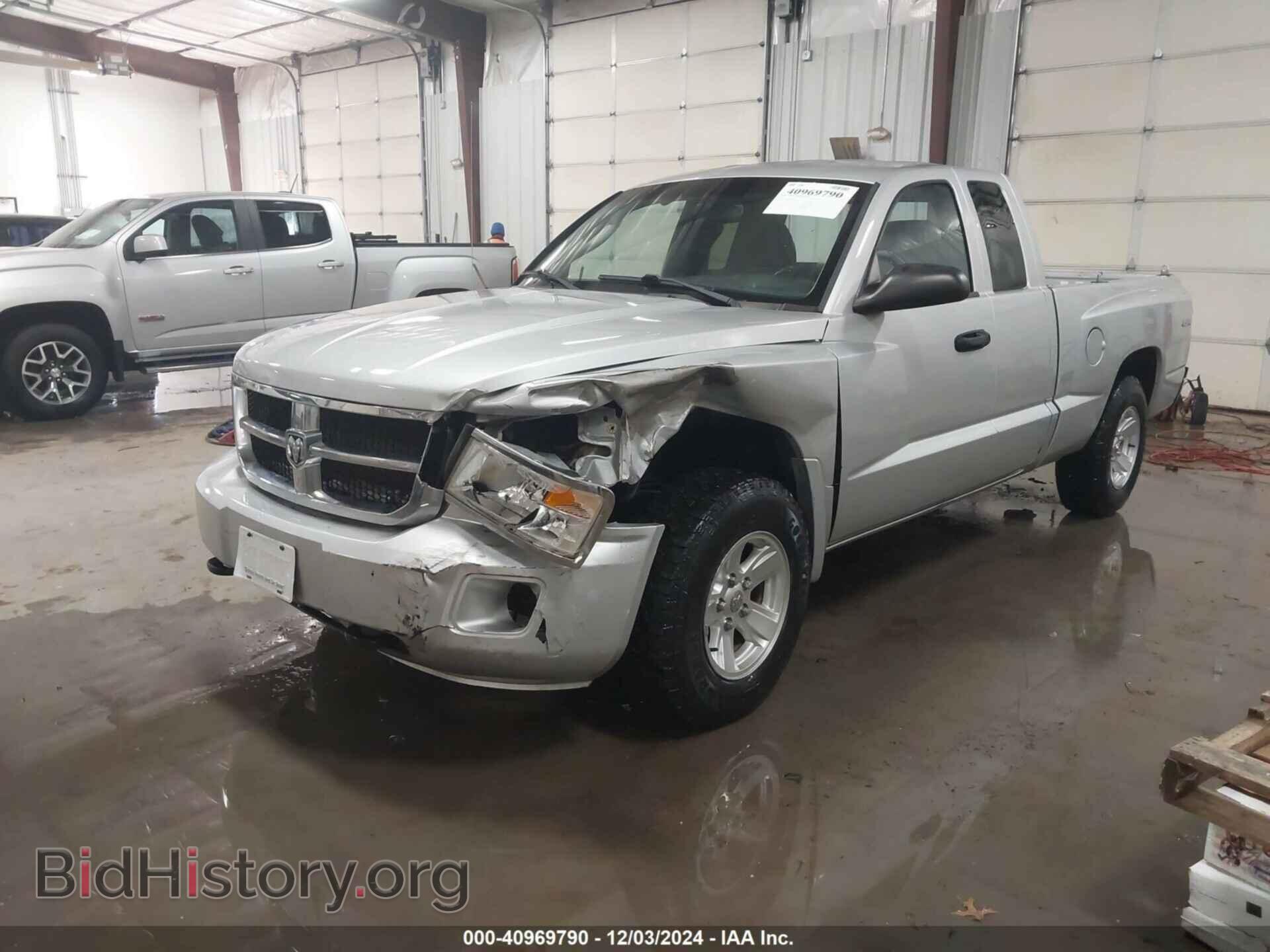 2011 RAM DAKOTA - VIN: 1D7RW2BK0BS636513 - Photo 2