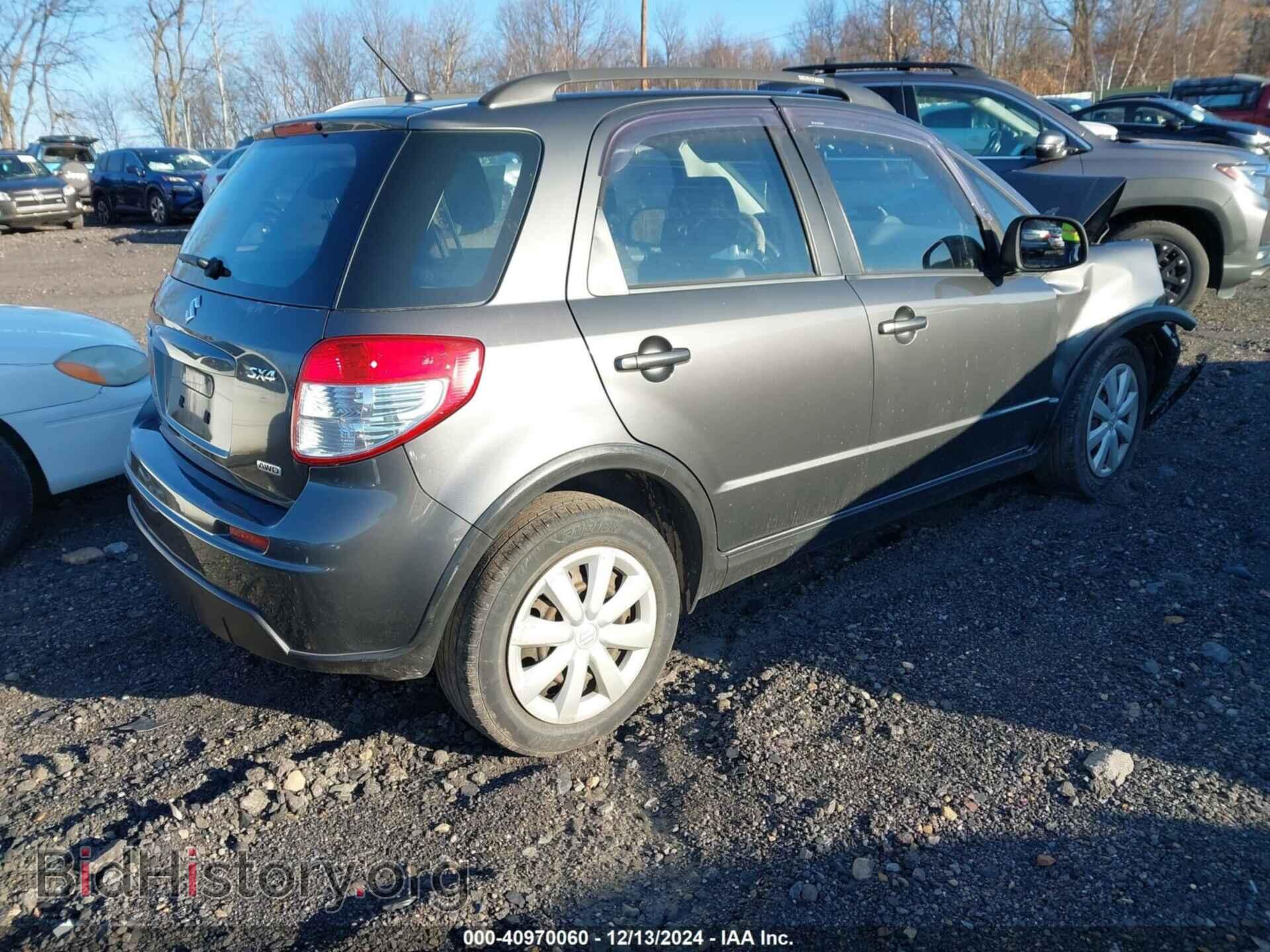 2010 SUZUKI SX4 - VIN: JS2YB5A30A6300418 - Фото 4