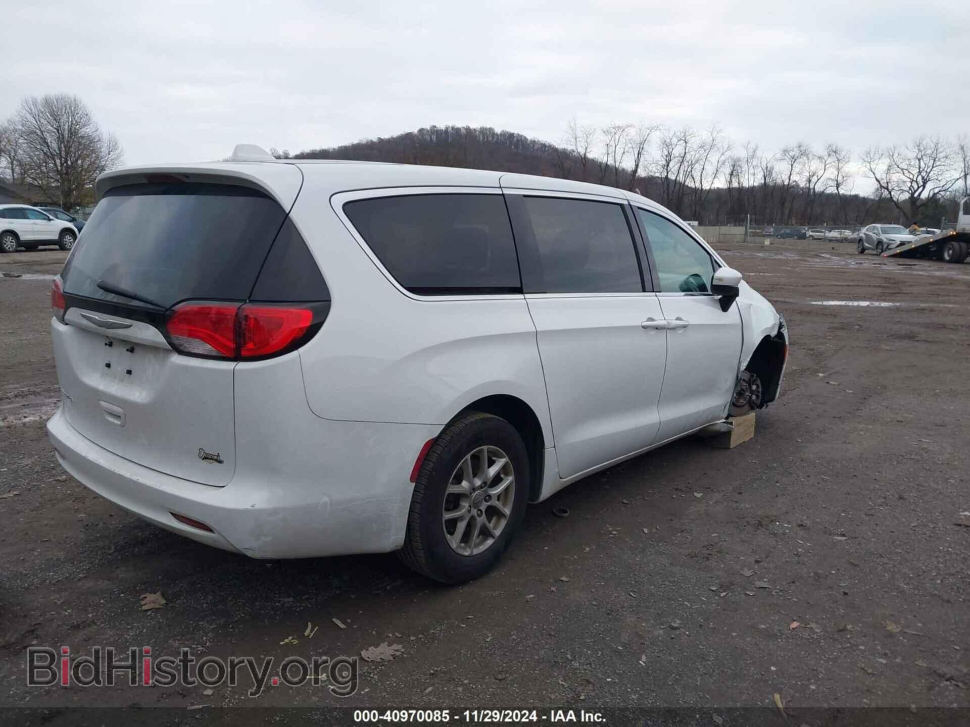 2017 CHRYSLER PACIFICA - VIN: 2C4RC1CG6HR608734 - Фото 4