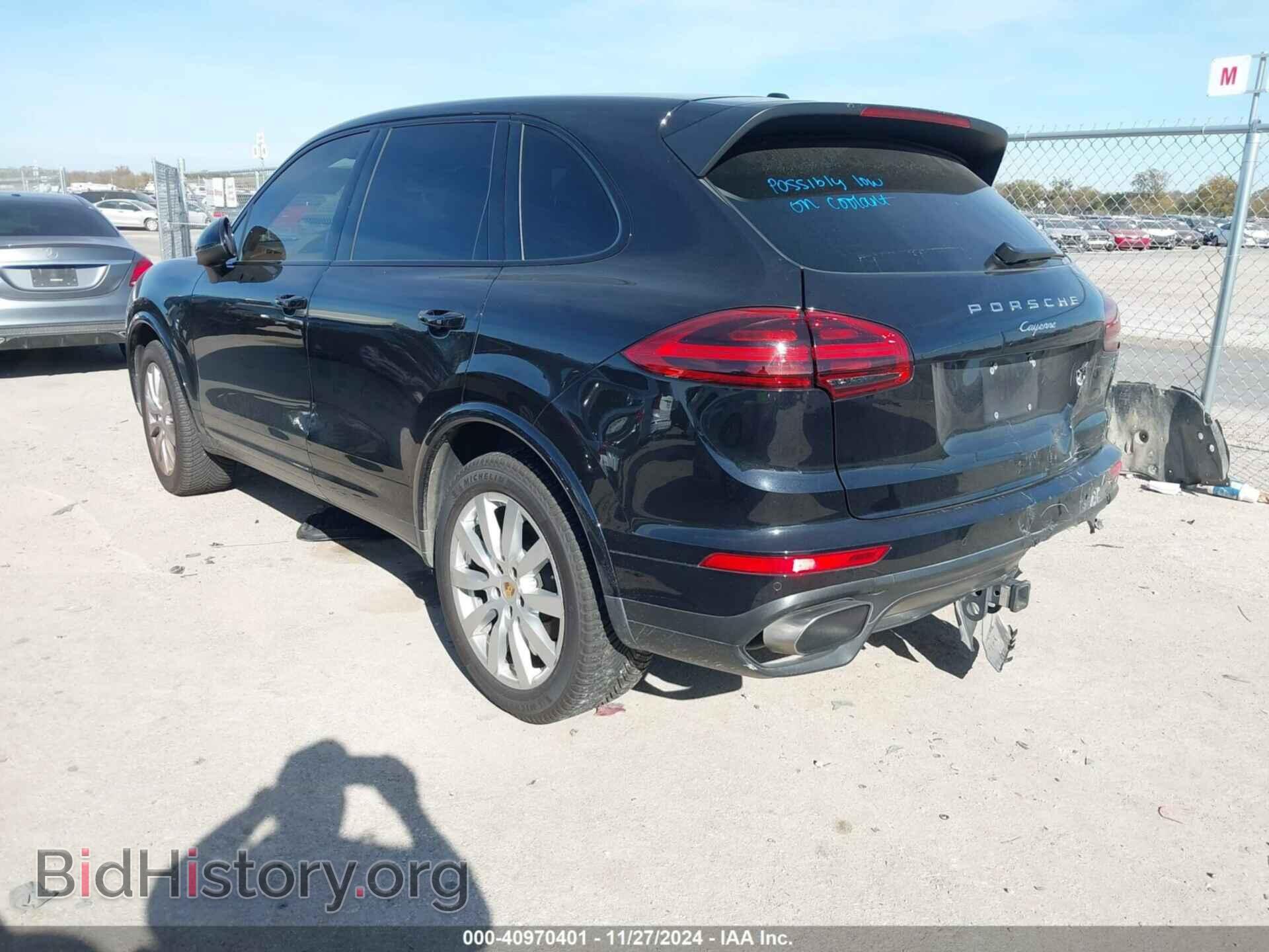 2017 PORSCHE CAYENNE - VIN: WP1AA2A23HKA82561 - Фото 3