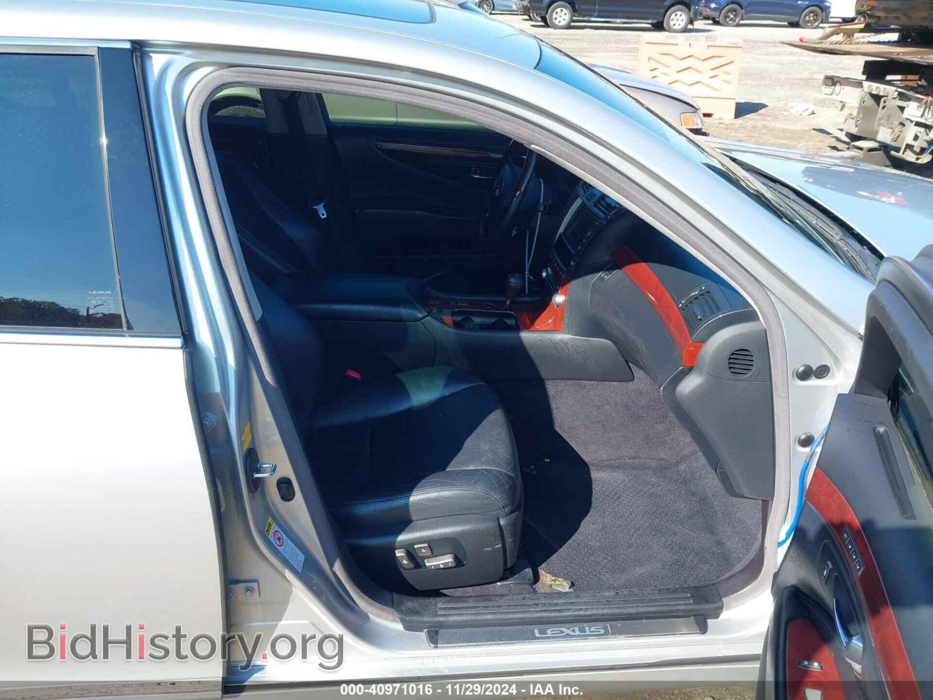 2010 LEXUS LS 460 - VIN: JTHBL5EF9A5092271 - Photo 5