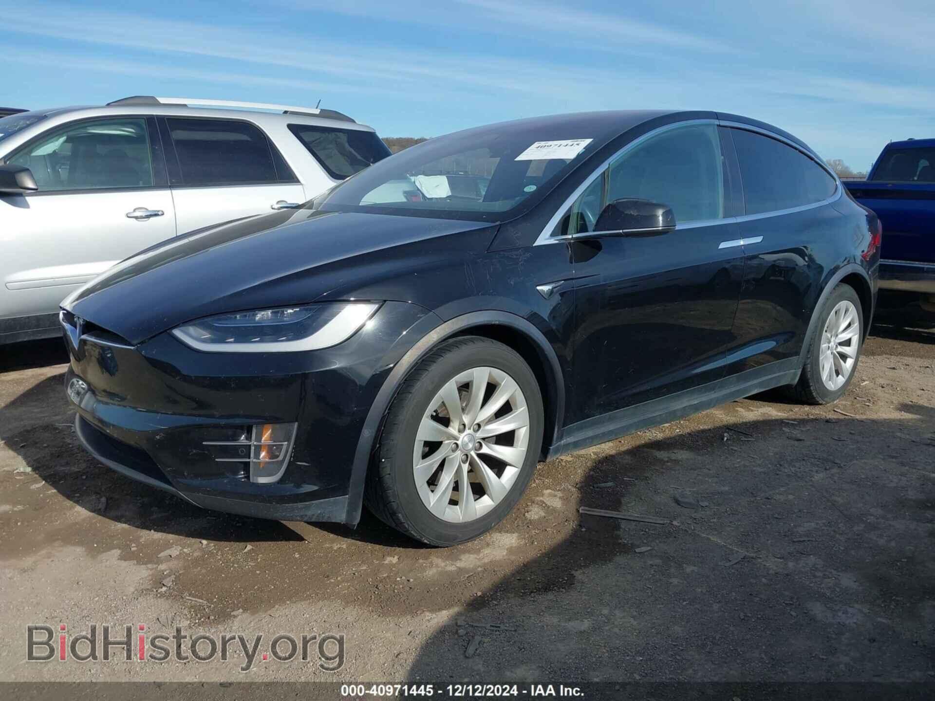2017 TESLA MODEL X - VIN: 5YJXCDE29HF076840 - Photo 2