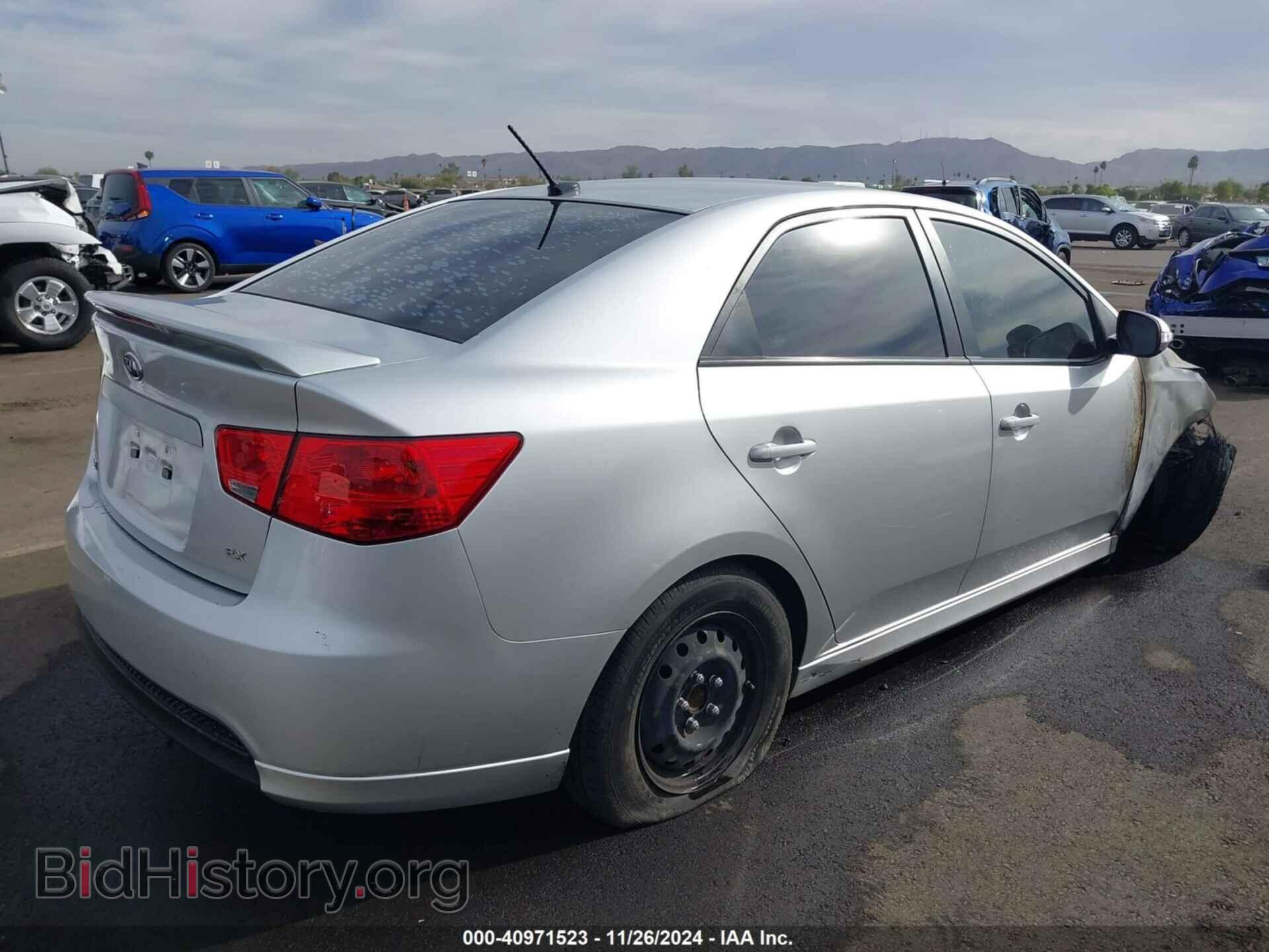 2010 KIA FORTE - VIN: KNAFU4A20A5218463 - Фото 4