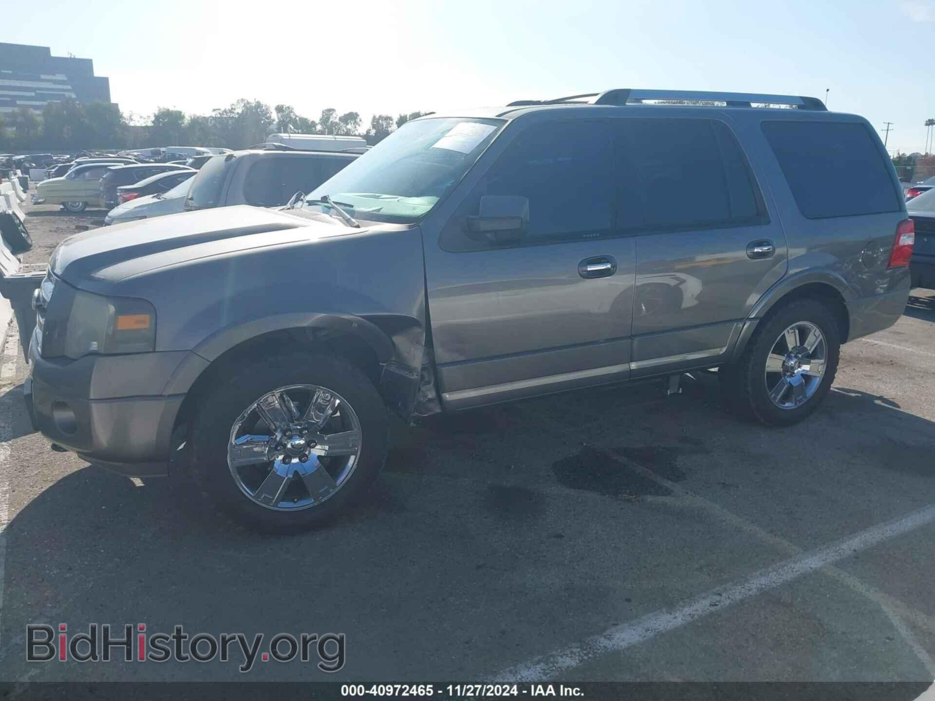 2010 FORD EXPEDITION - VIN: 1FMJU2A54AEB48621 - Фото 2