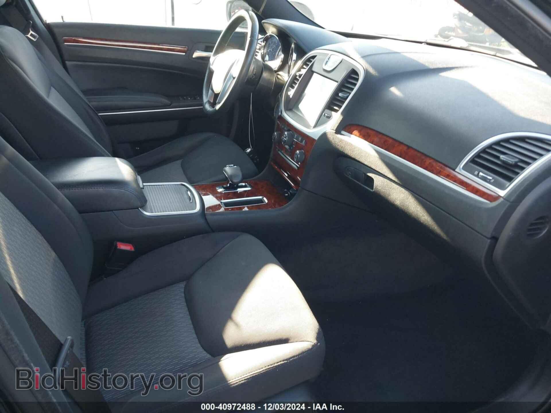 2012 CHRYSLER 300 - VIN: 2C3CCAAG2CH231685 - Фото 5