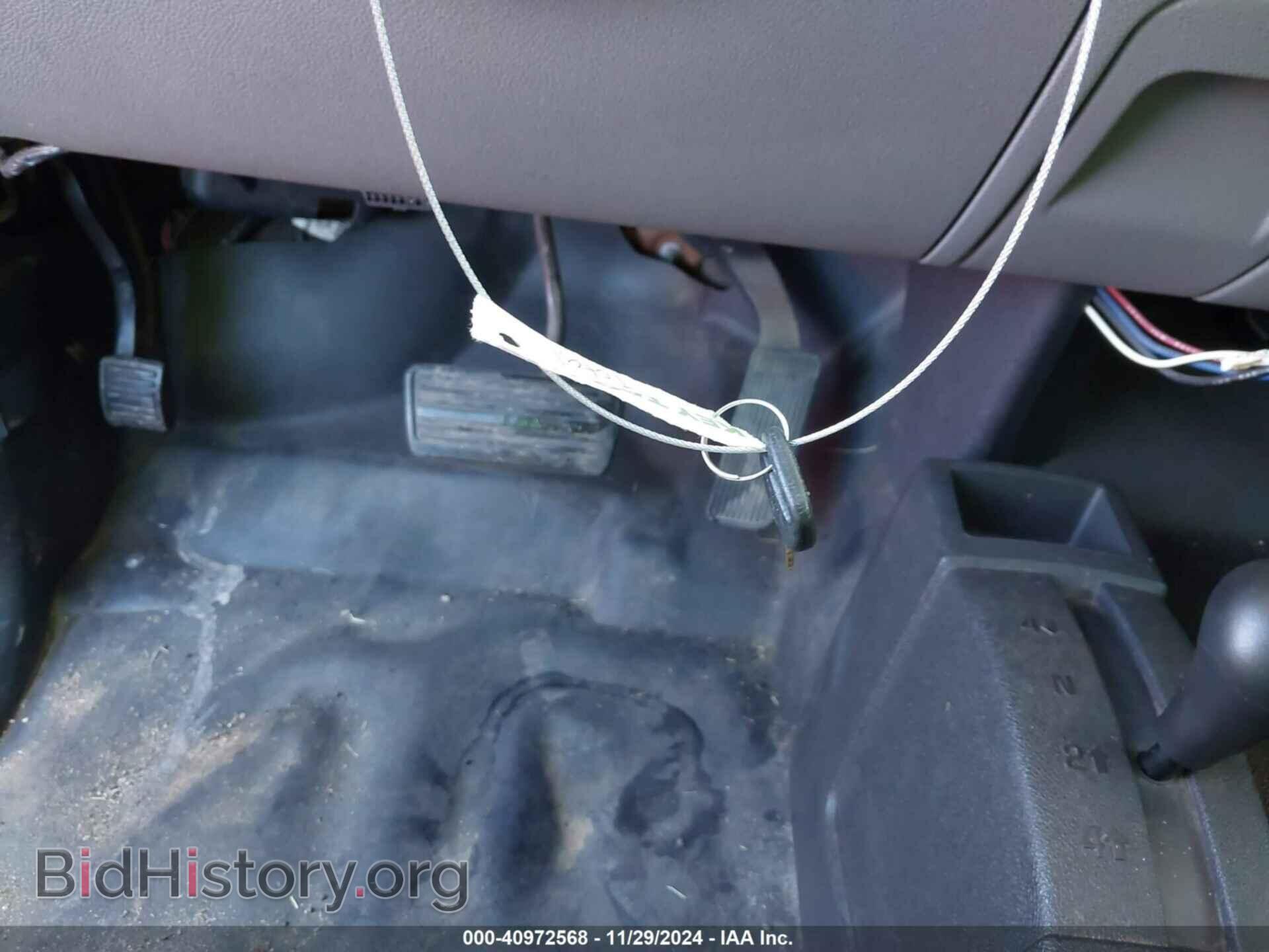 2010 GMC SIERRA 1500 - VIN: 1GTSKTE35AZ210436 - Фото 11