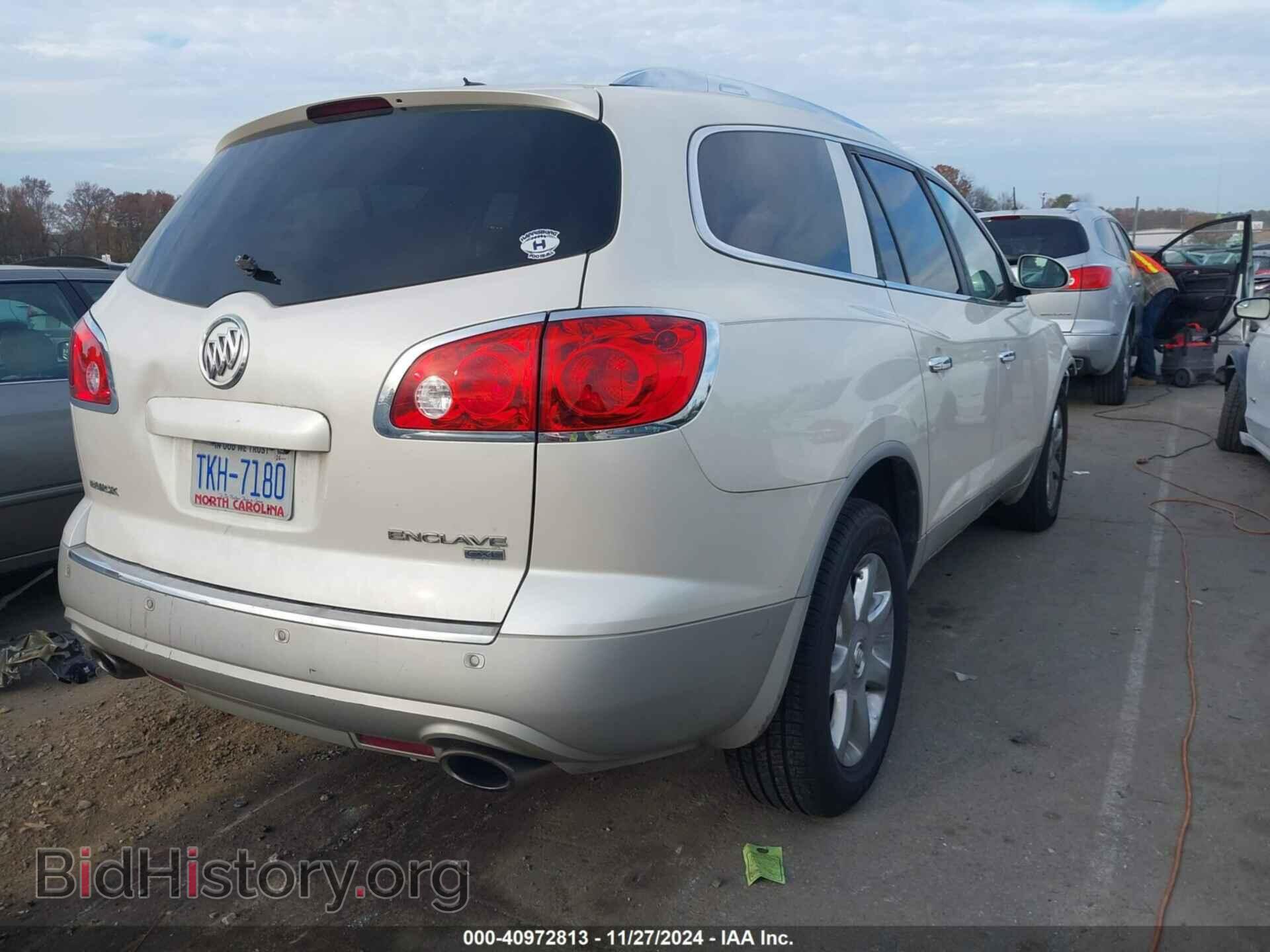 2010 BUICK ENCLAVE - VIN: 5GALRBED0AJ190843 - Фото 4