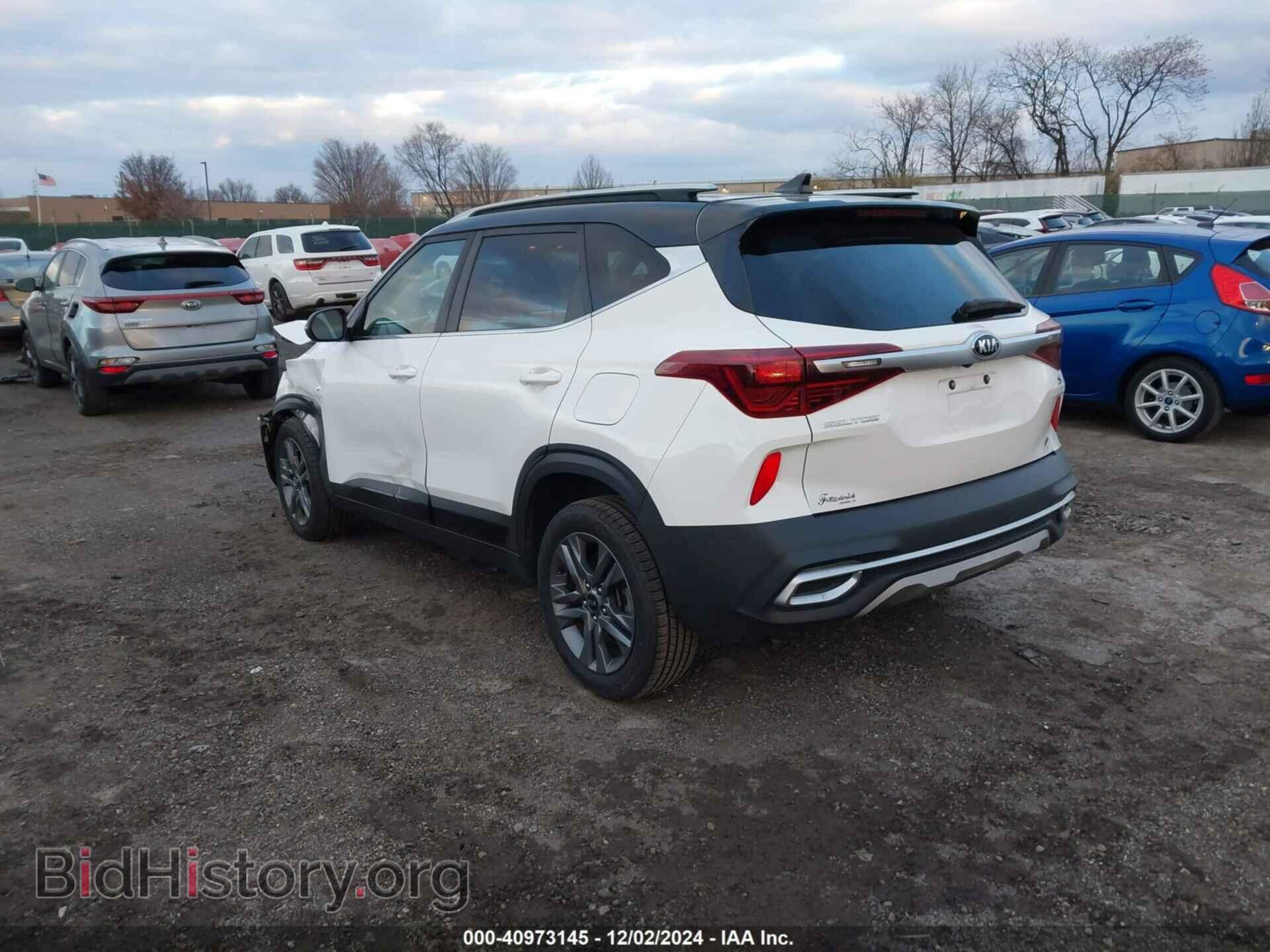 2021 KIA SELTOS - VIN: KNDEUCAA2M7042525 - Фото 3