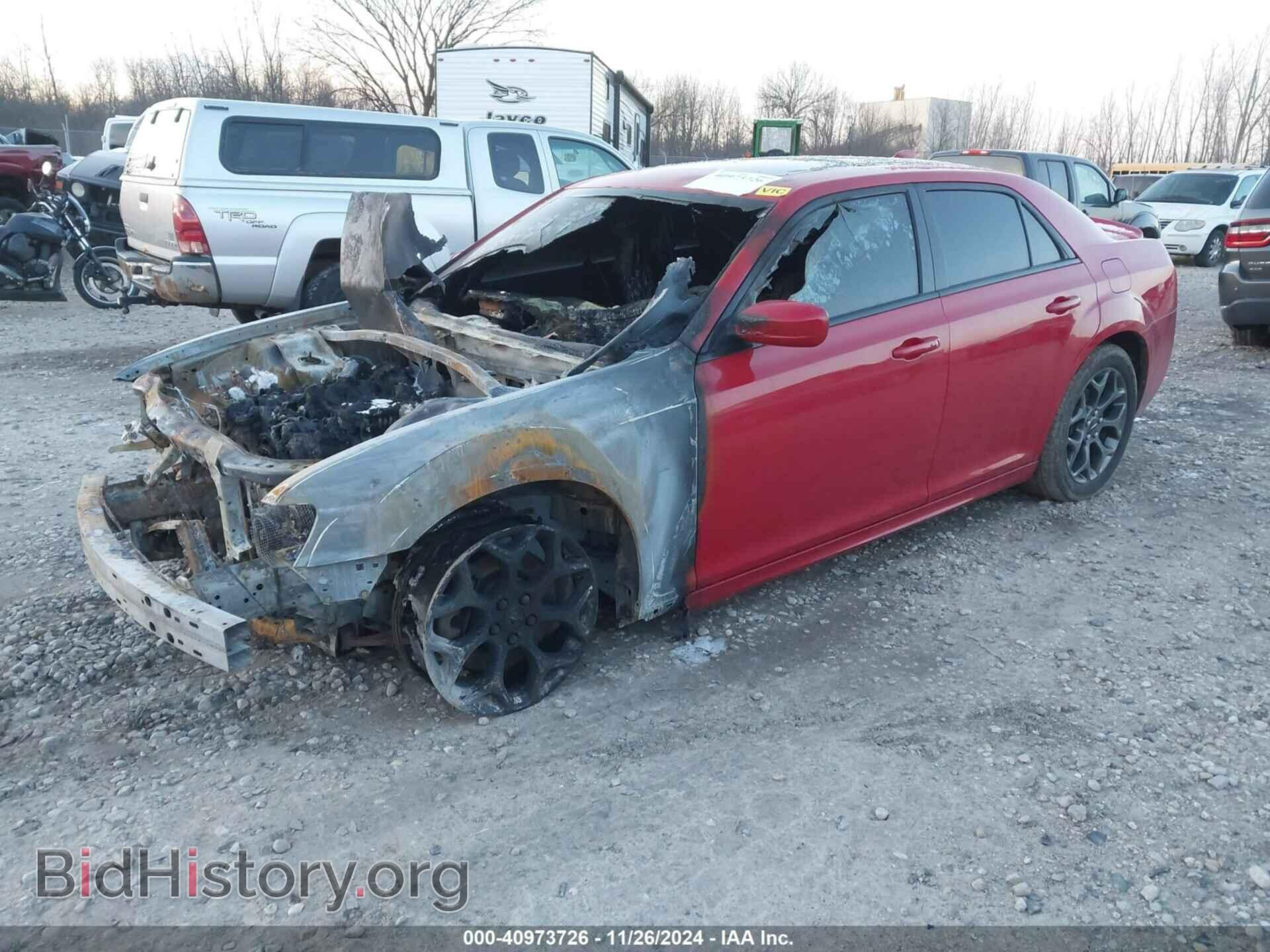 2017 CHRYSLER 300 - VIN: 2C3CCAGG1HH619165 - Фото 2