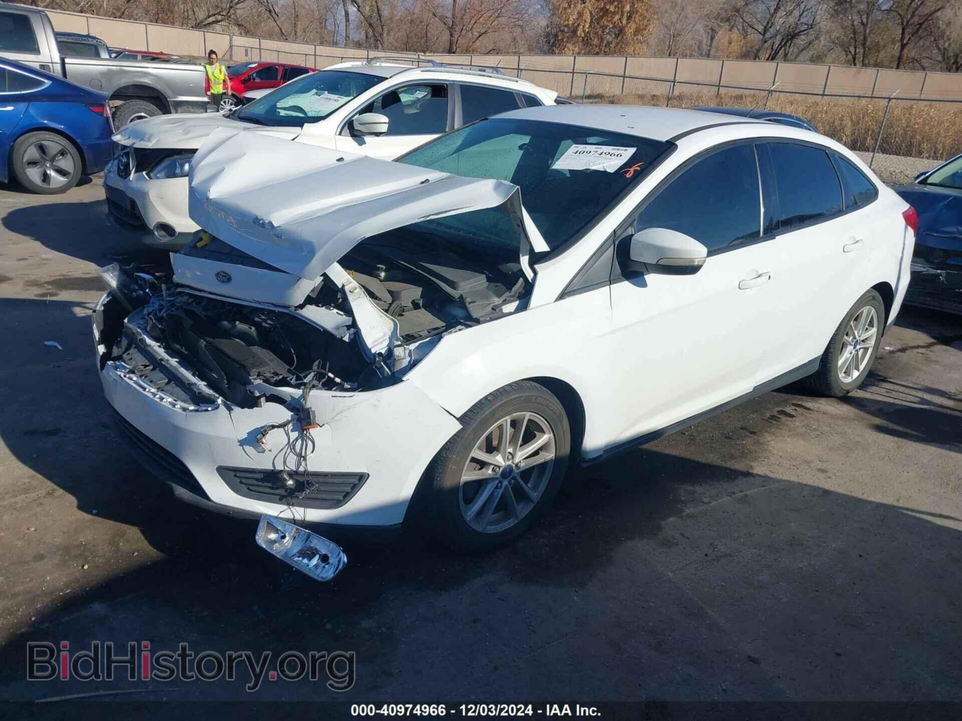 2017 FORD FOCUS - VIN: 1FADP3F26HL232528 - Фото 2