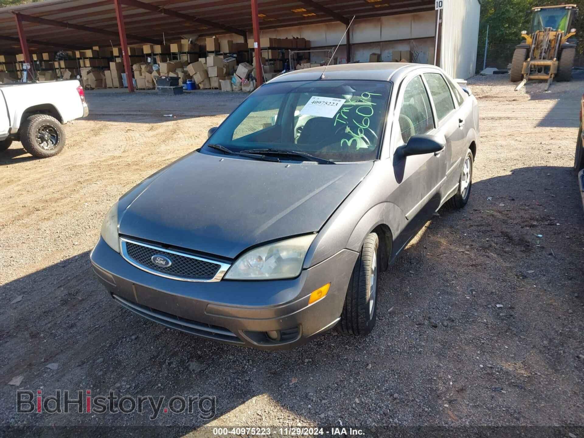 2007 FORD FOCUS - VIN: 1FAFP34N47W366019 - Photo 2