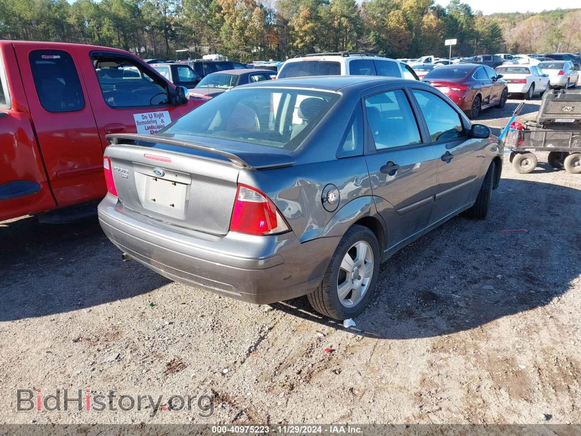2007 FORD FOCUS - VIN: 1FAFP34N47W366019 - Photo 4