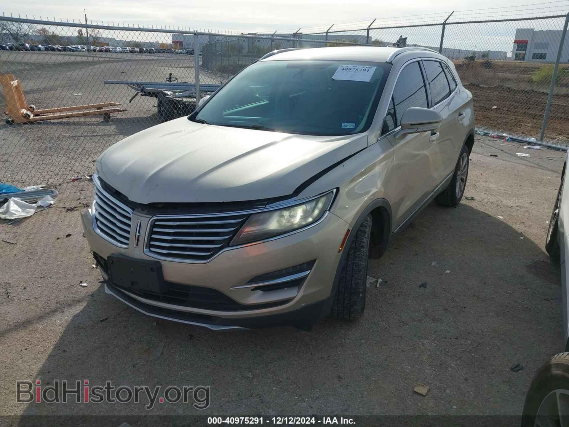 2017 LINCOLN MKC - VIN: 5LMCJ2C93HUL71134 - Photo 2