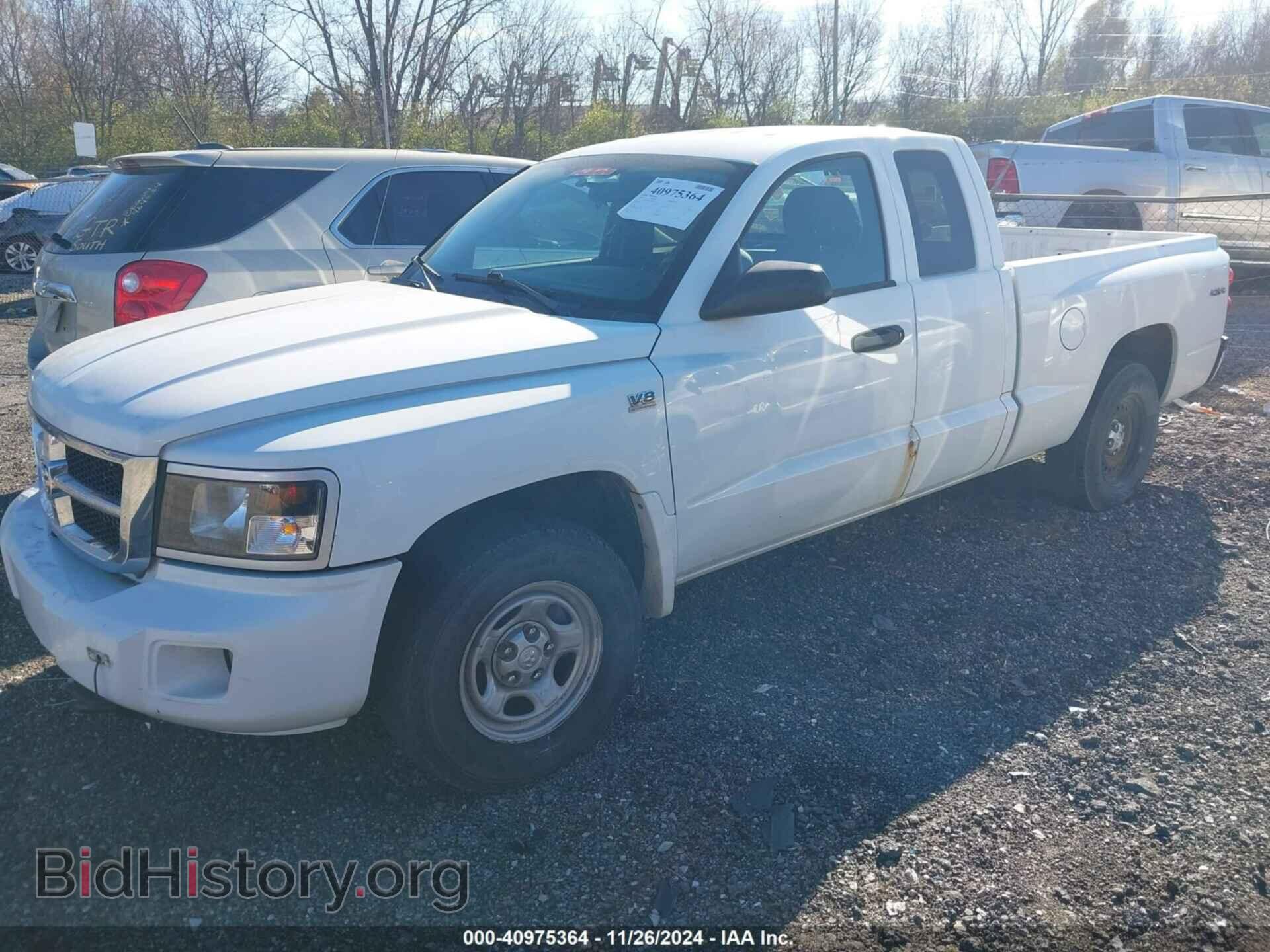 2011 RAM DAKOTA - VIN: 1D7RW2BP2BS682808 - Photo 2