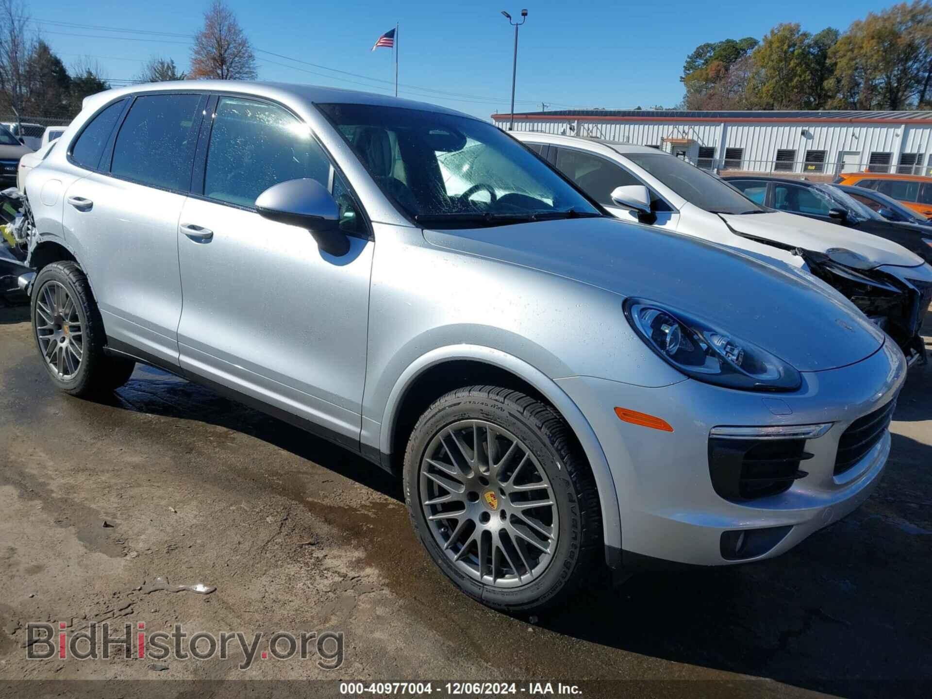 Photo WP1AA2A2XJKA06308 - PORSCHE CAYENNE 2018