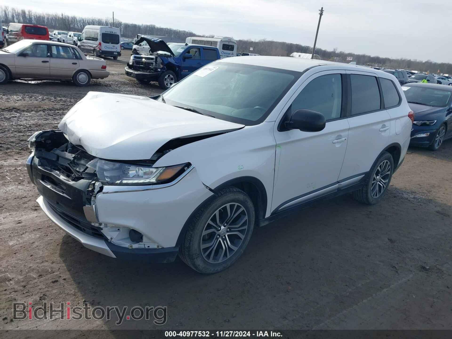 2017 MITSUBISHI OUTLANDER - VIN: JA4AZ2A38HZ052220 - Фото 2