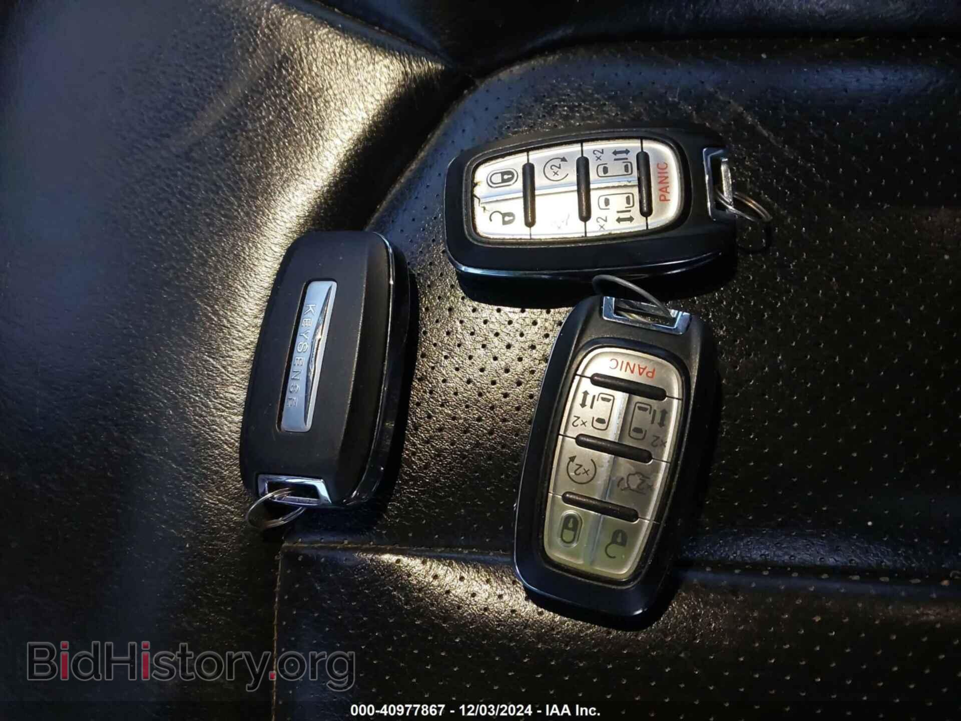 2017 CHRYSLER PACIFICA - VIN: 2C4RC1EG8HR598060 - Photo 11