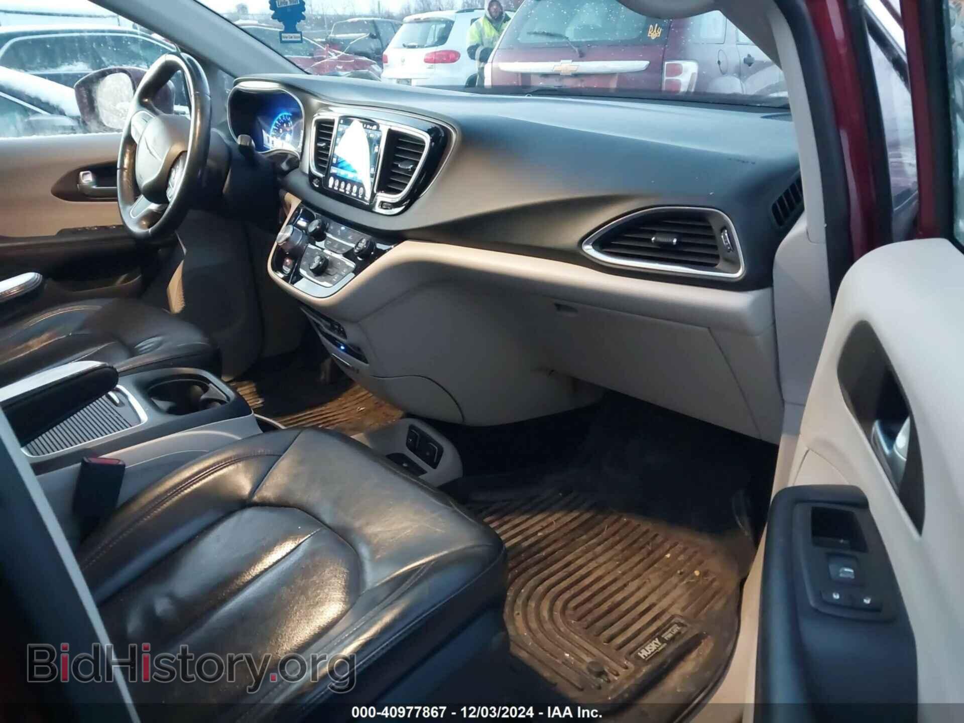 2017 CHRYSLER PACIFICA - VIN: 2C4RC1EG8HR598060 - Photo 5