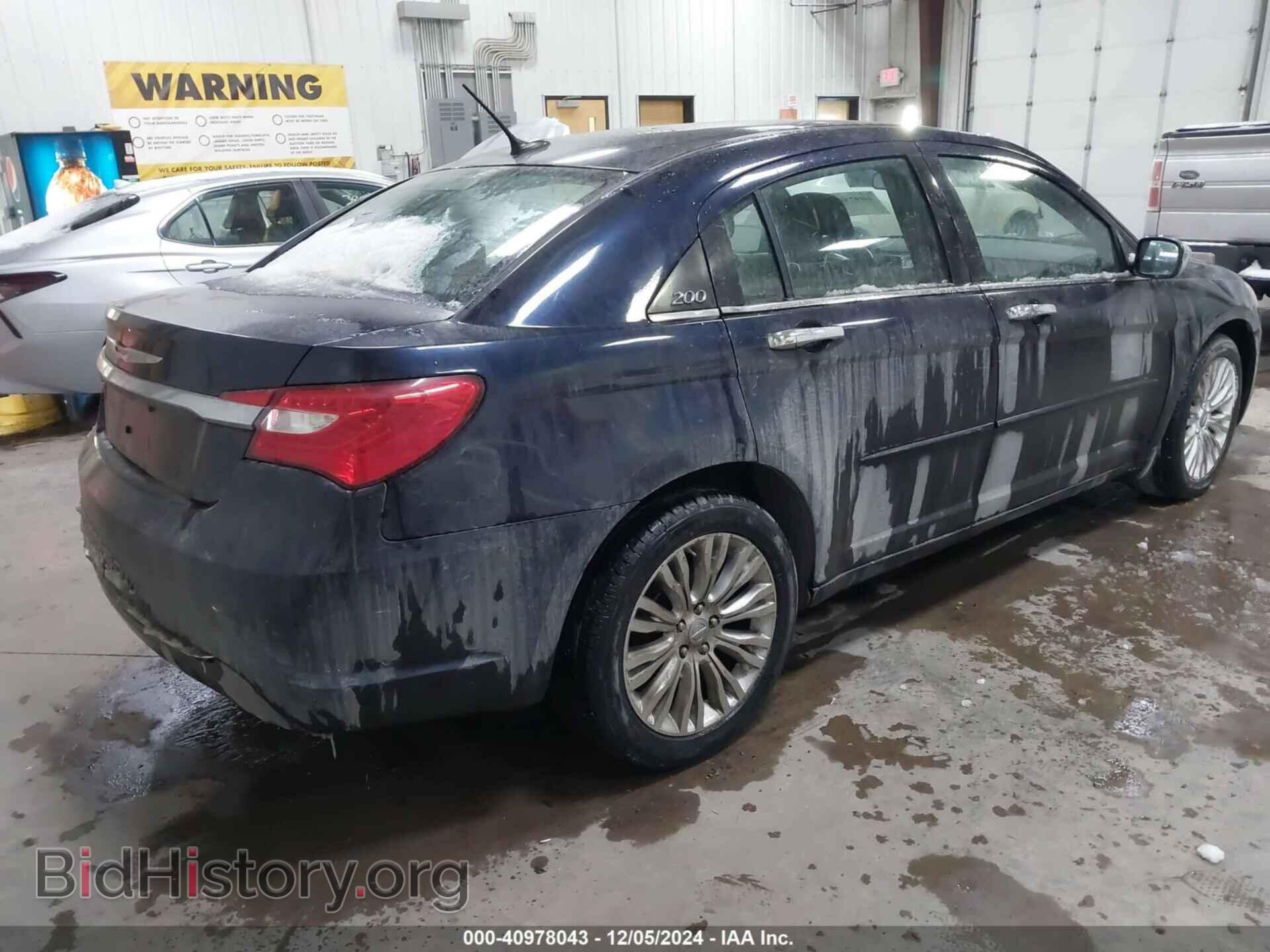 2012 CHRYSLER 200 - VIN: 1C3CCBCG3CN171930 - Фото 4