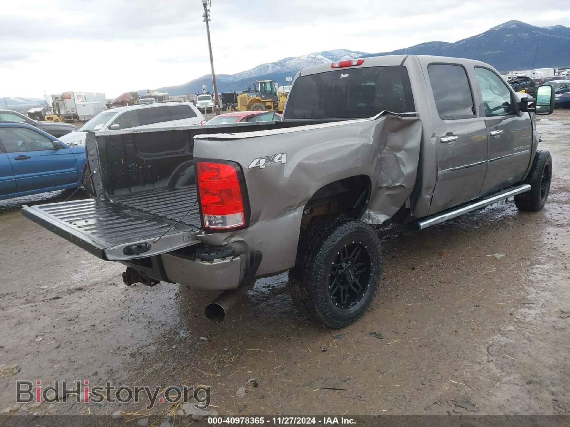 2013 GMC SIERRA 2500HD - VIN: 1GT125E87DF115899 - Фото 4