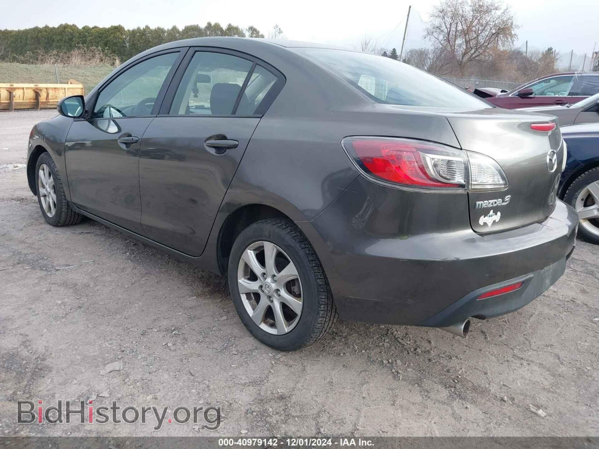 2011 MAZDA MAZDA3 - VIN: JM1BL1VG3B1376703 - Фото 3